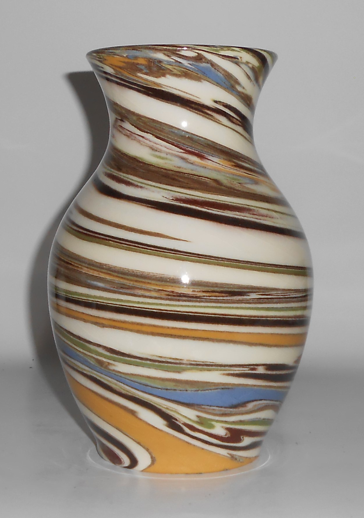 VINTAGE Desert Sands Art Pottery  7.3'' Vase - MINT