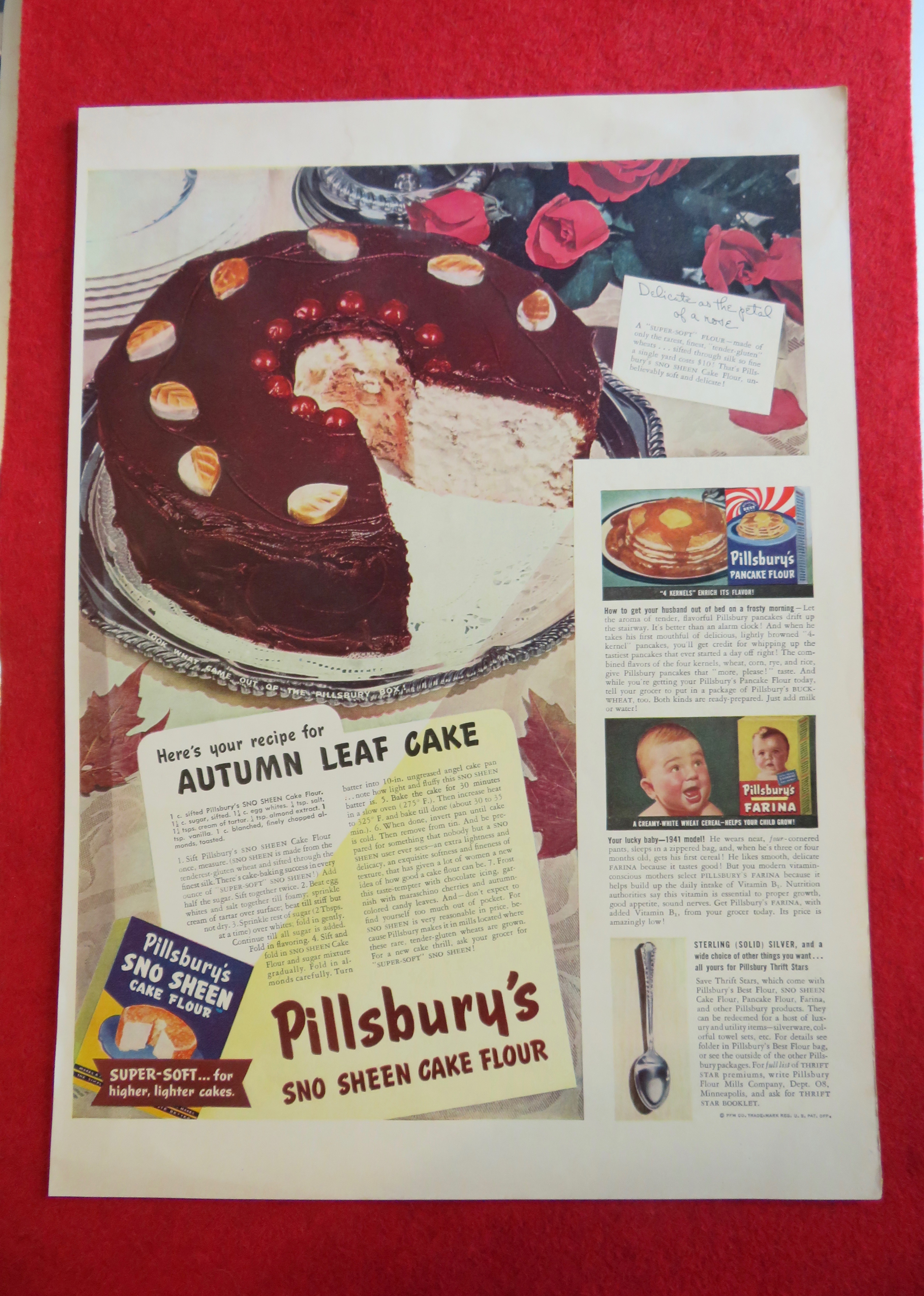 1941 Pillsbury Sno Sheen Cake Flour w/Autumn Leaf Cake