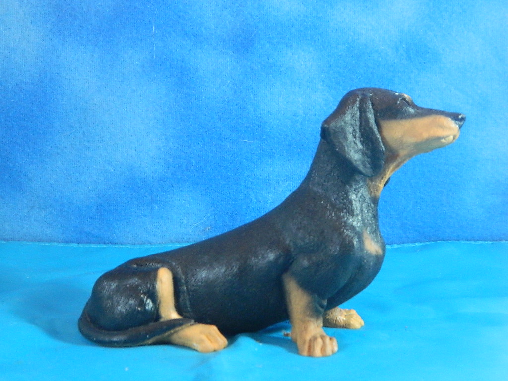 Marty Sculpture 1986 Resin Dachshund Dog