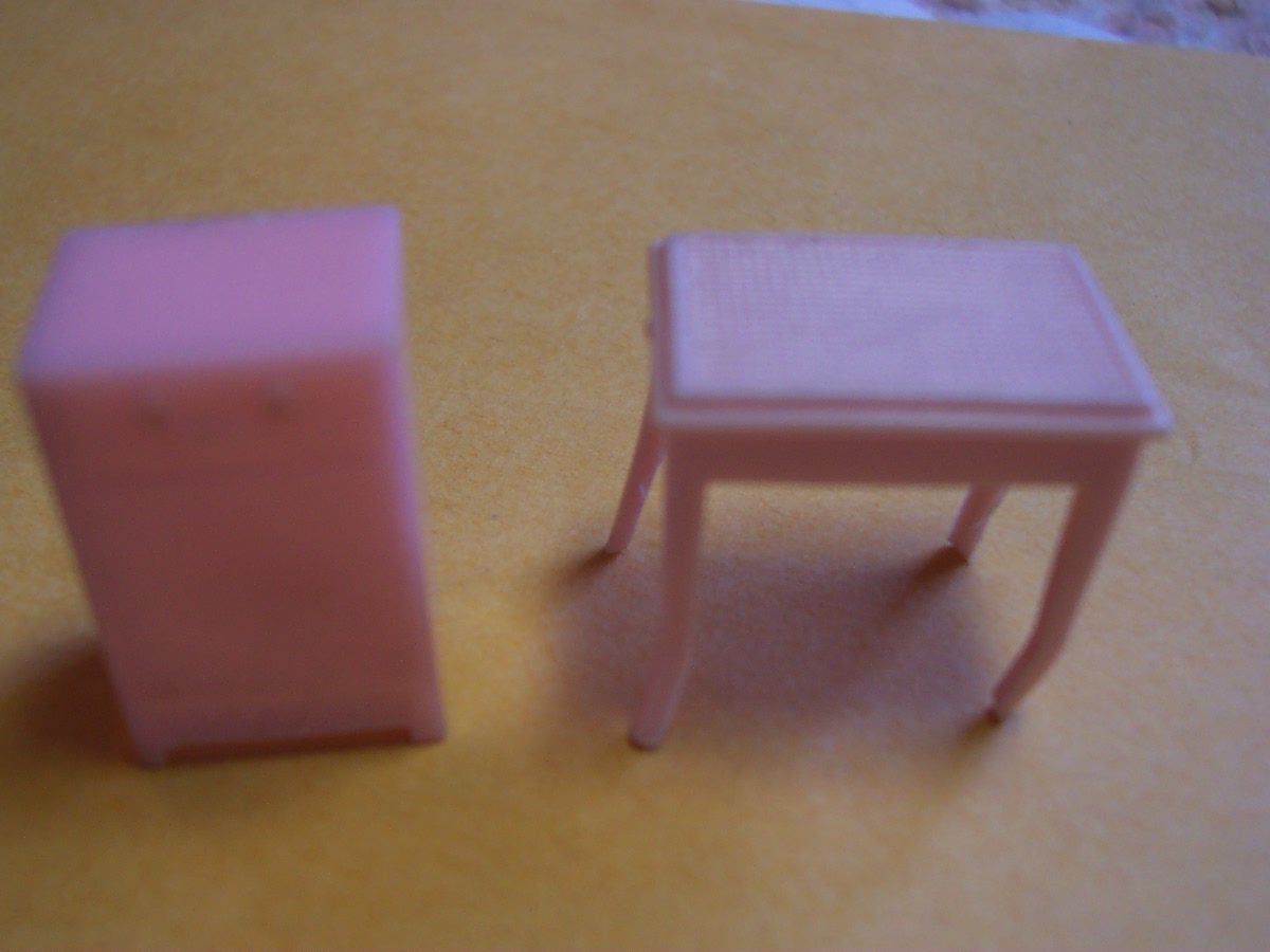 Allied Doll House Furniture 5 piece miniature