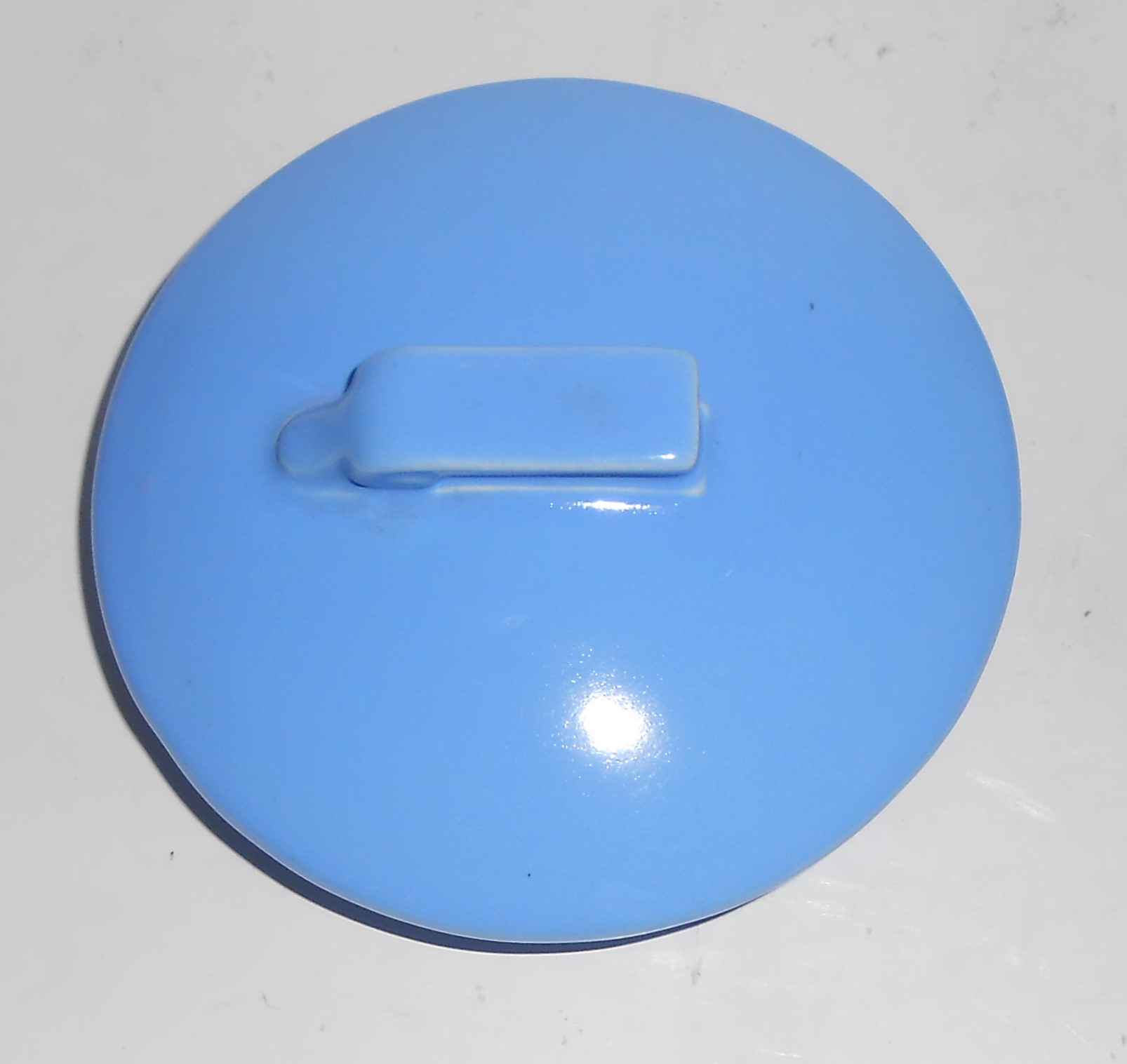 Vernon Kilns Pottery Pottery Ultra California Blue Lid