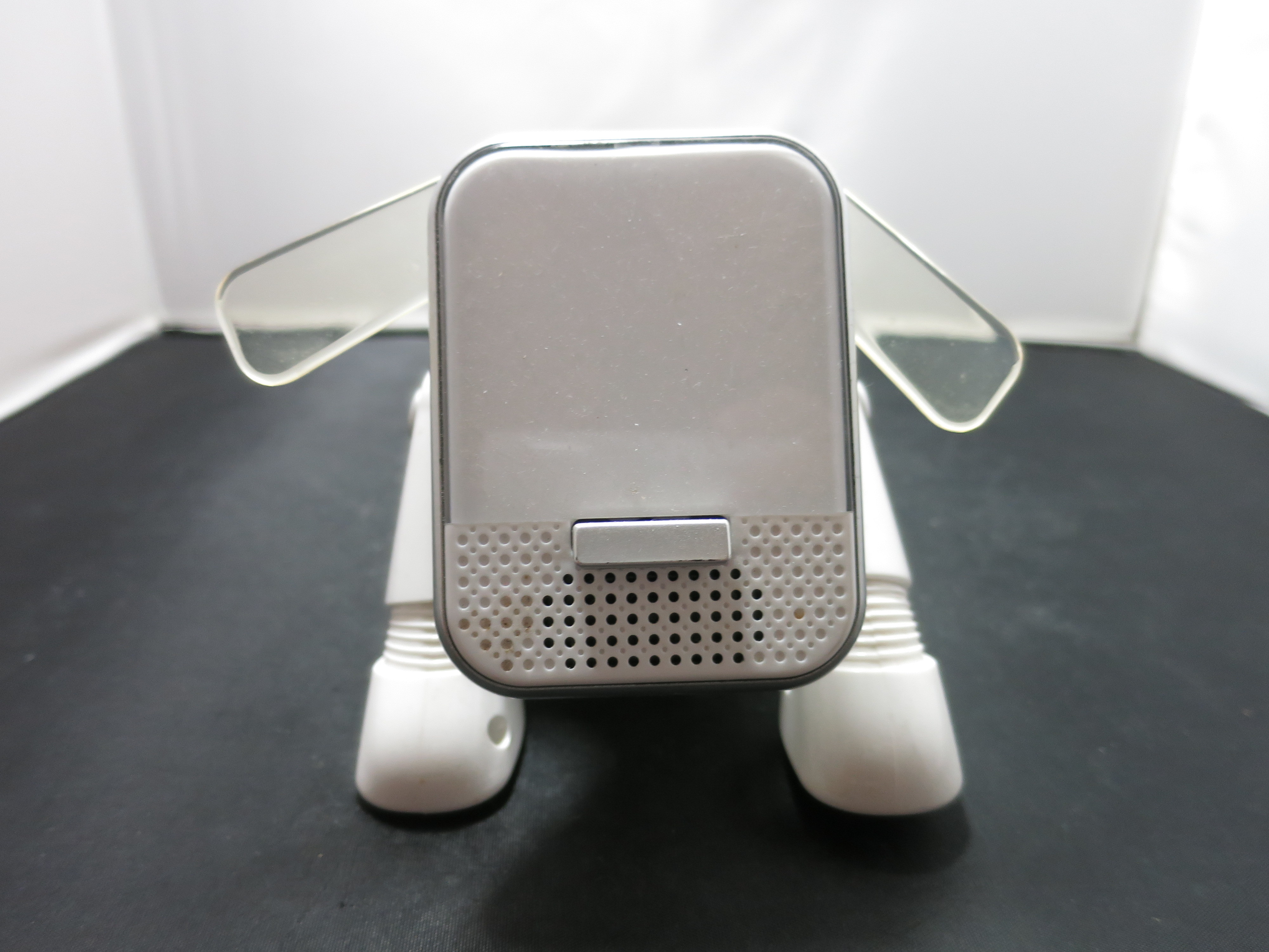 Hasbro Sega Toys I-Dog Electronic Music Robot White Working