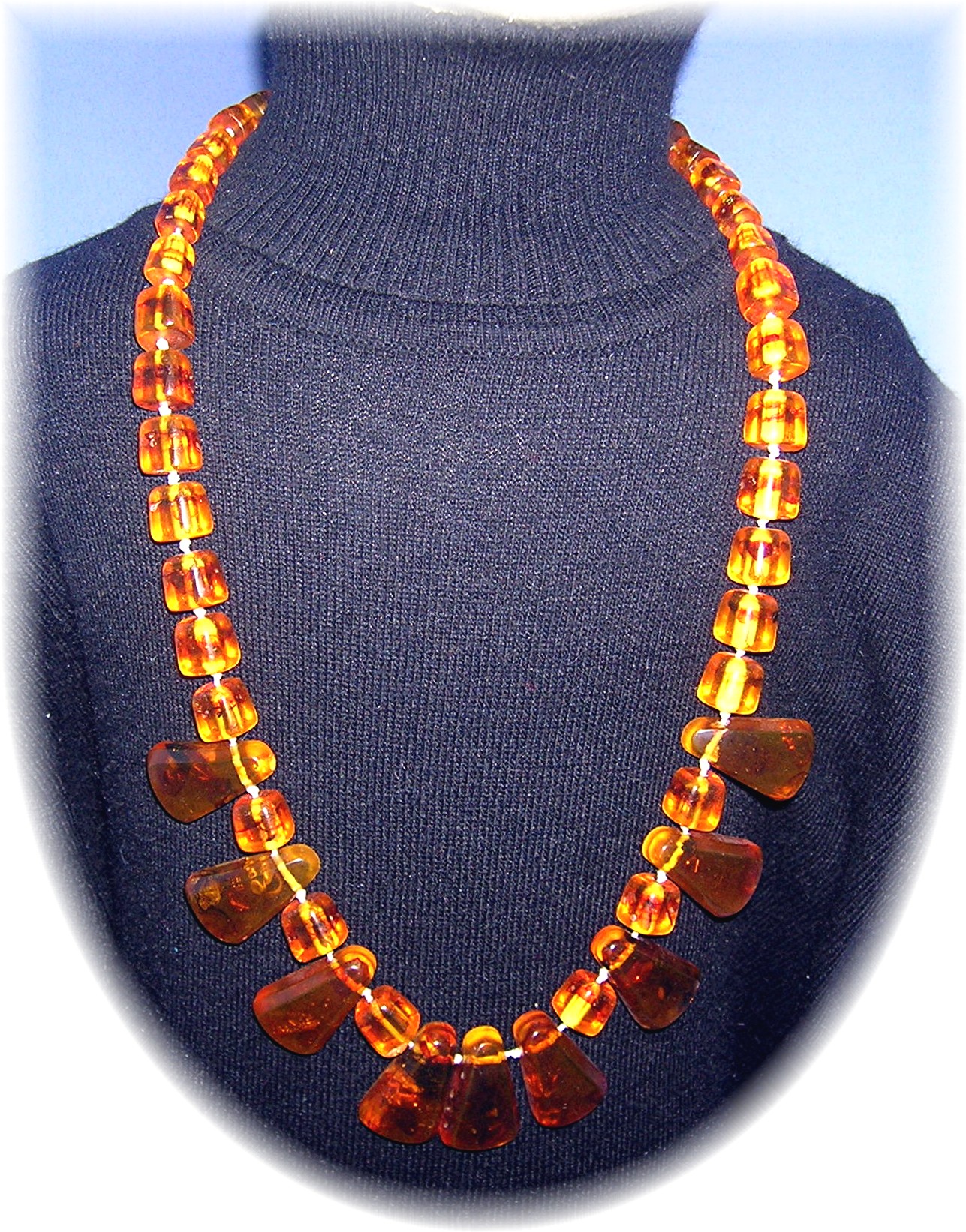 Baltic Amber Bugs Leaves Pendants Beads Necklace