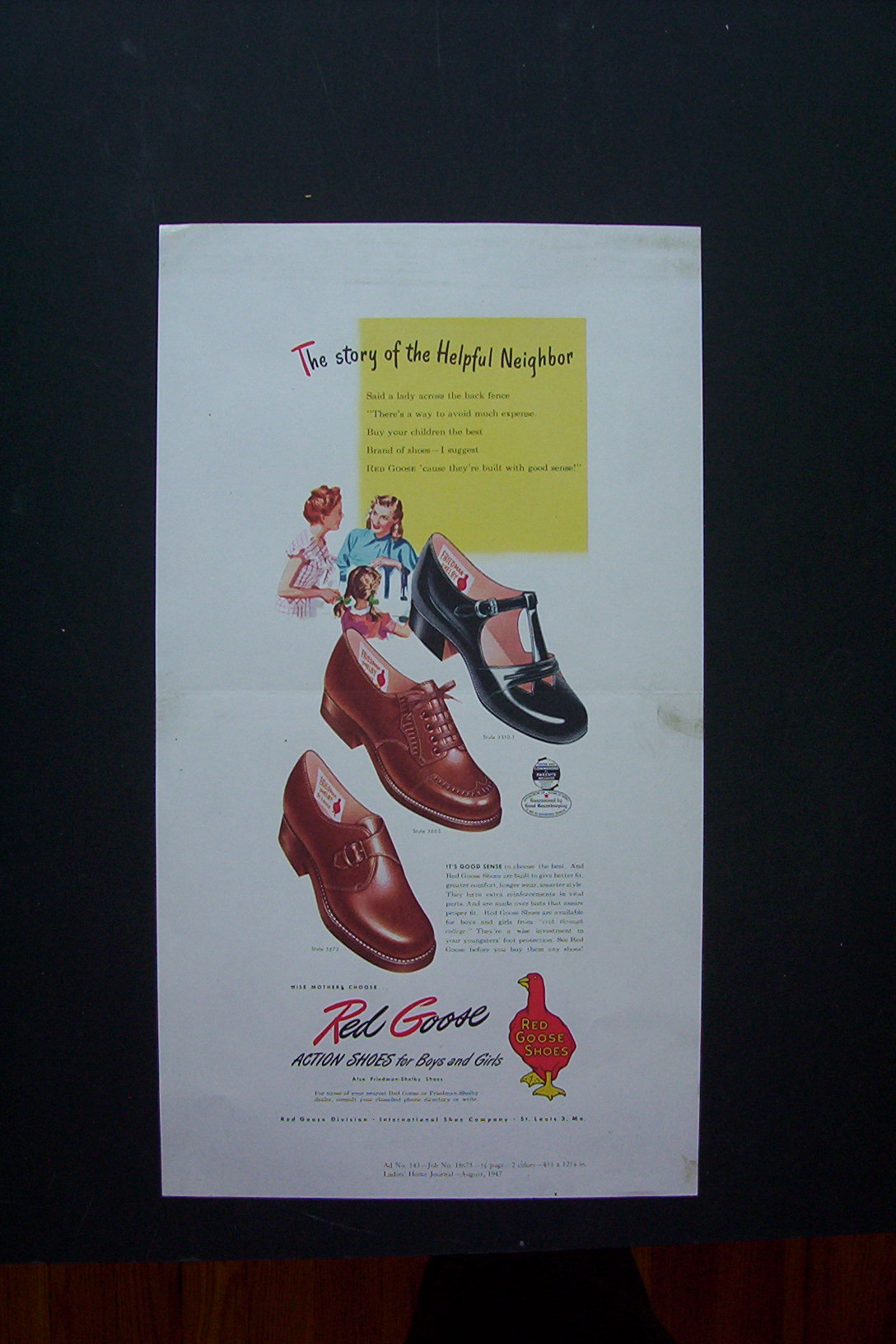1947 Red Goose Shoes with 2 Women & Little Girl