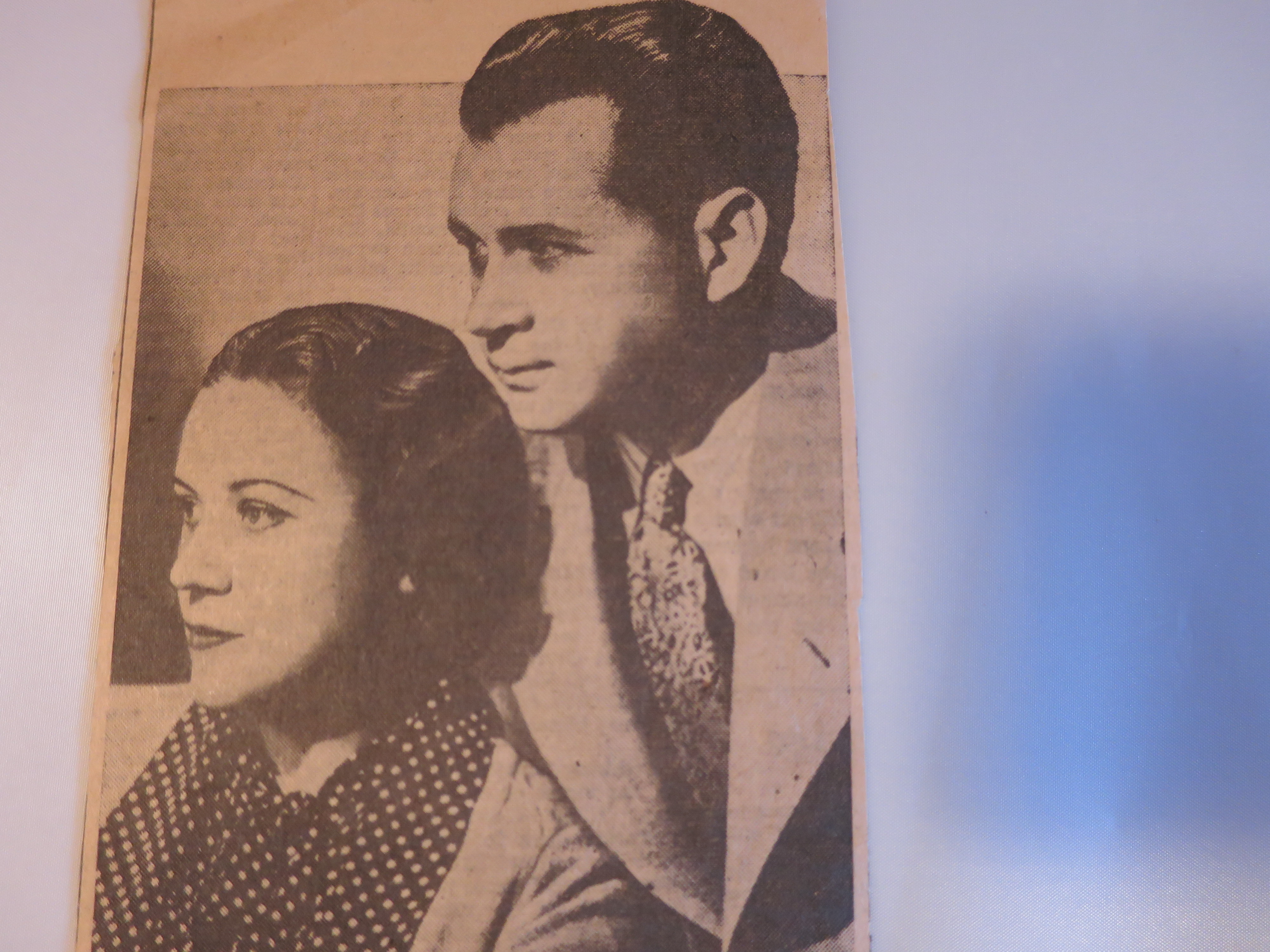 Fibber McGee and Molly newspaper article circa 1941
