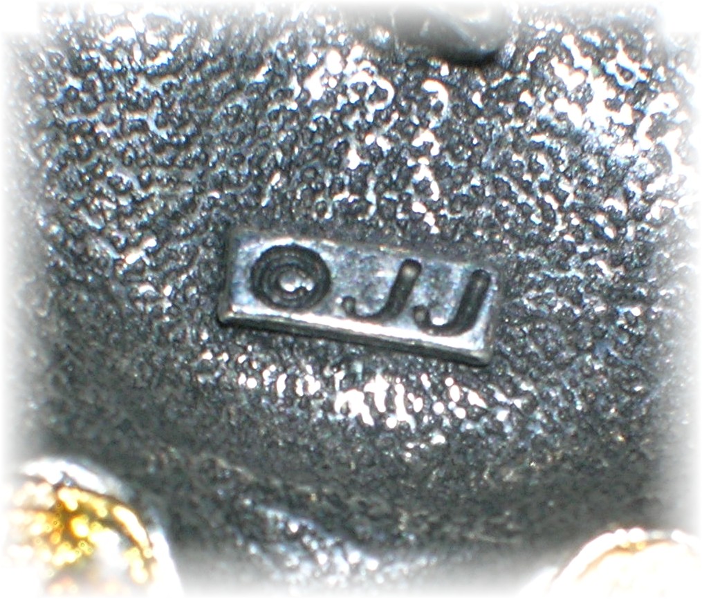 Fab And Signed Jj - Sunface Brooch
