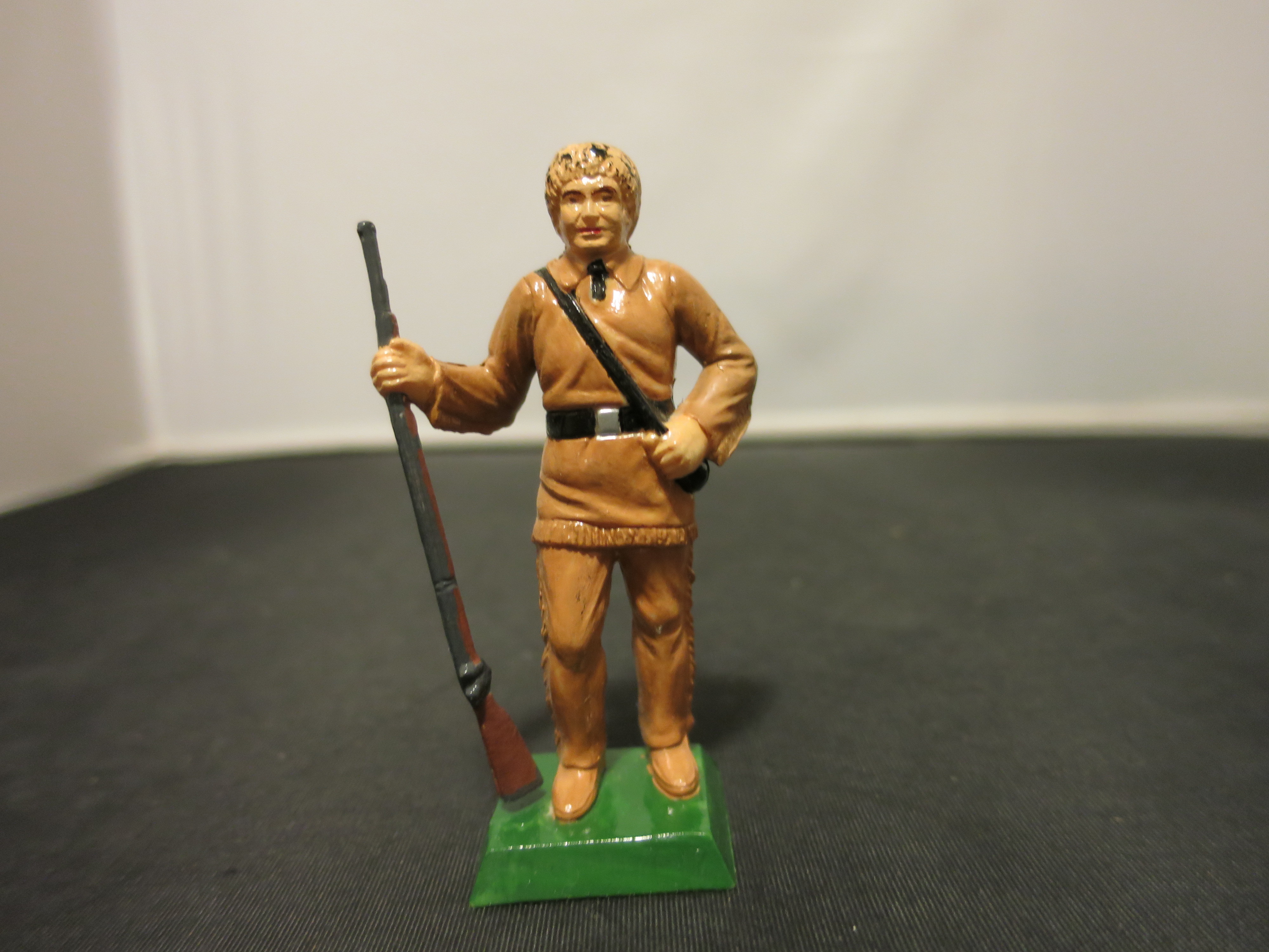 Daniel Boone Plastic Figurine Cake Topper