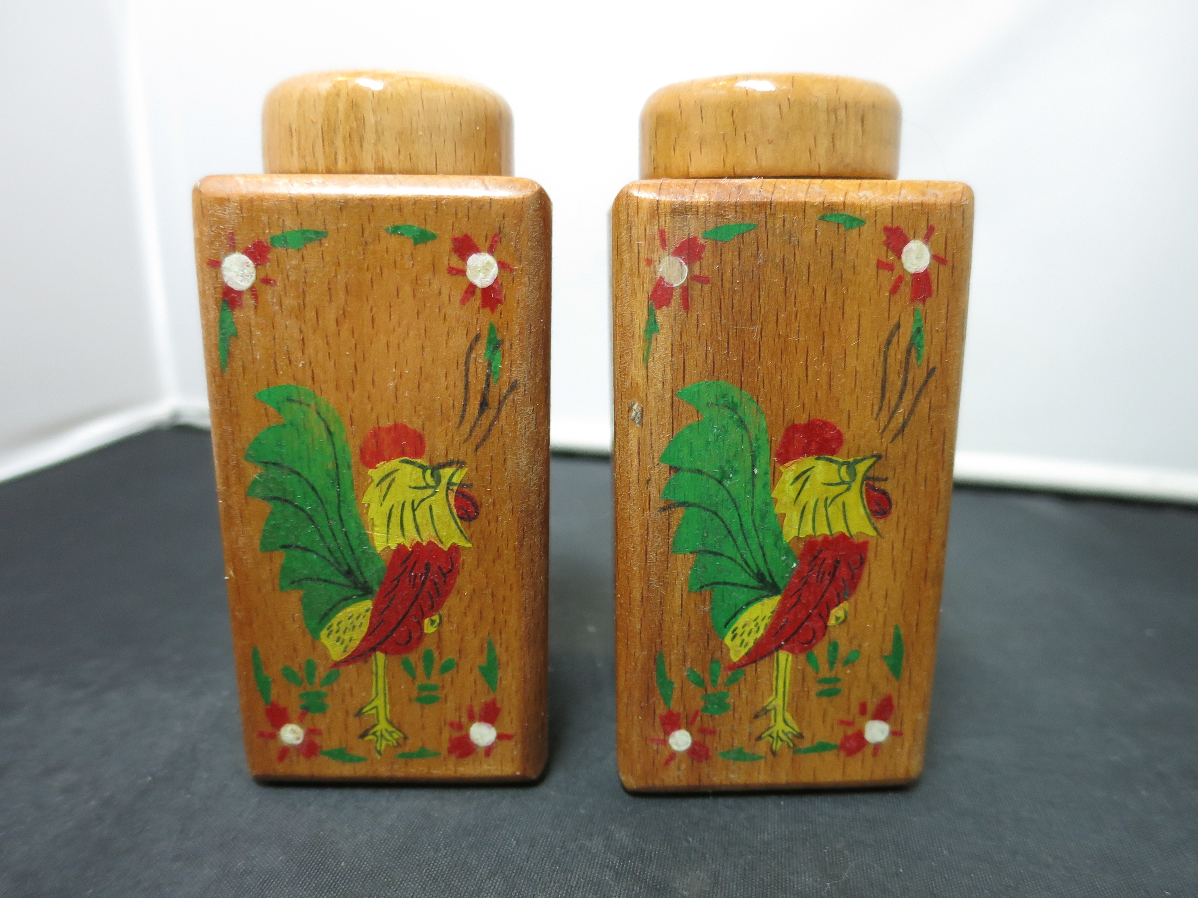 Vintage Rooster Salt and Pepper Shakers Japan Wood Painted 1950s