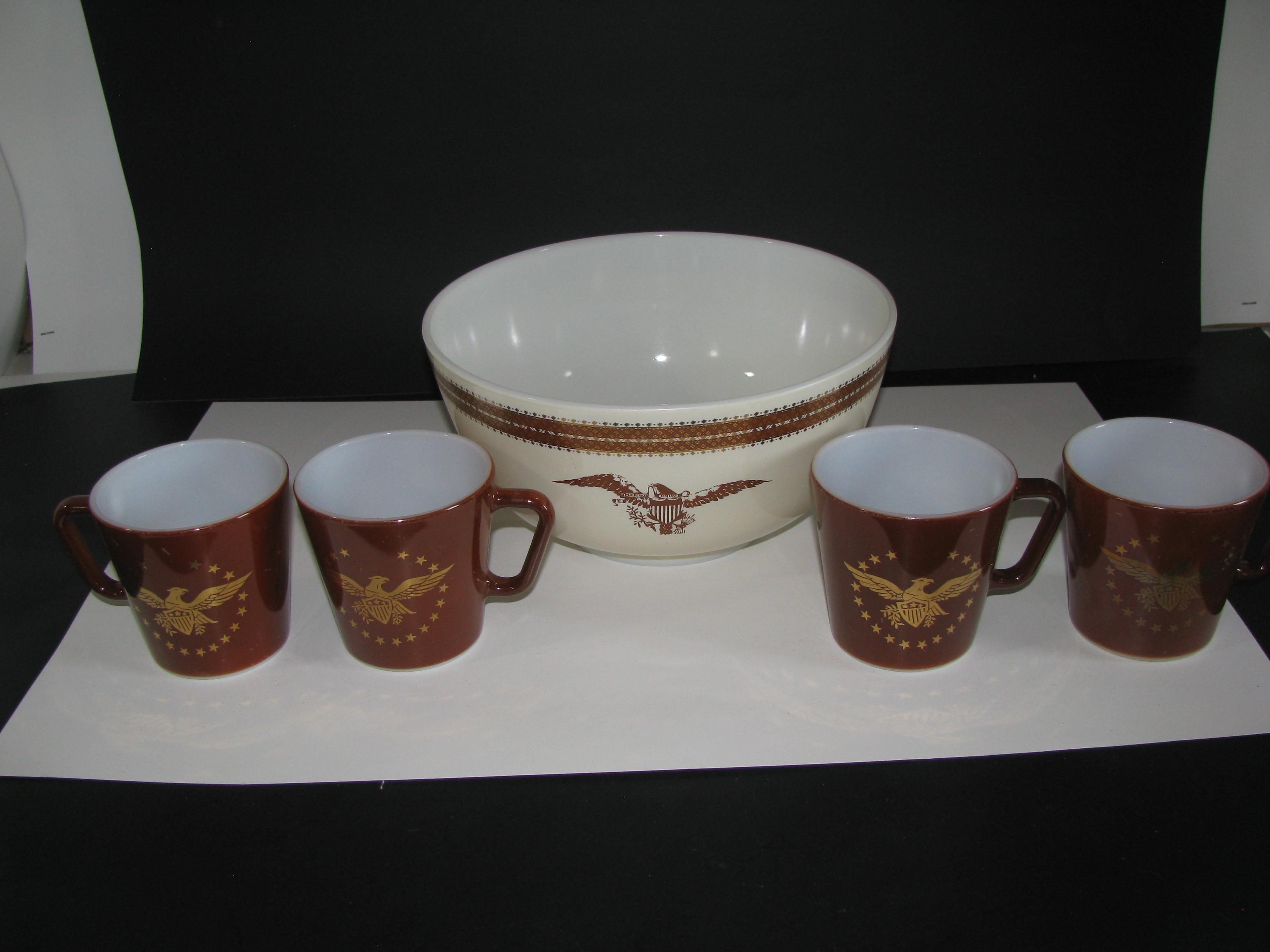 Vintage Pyrex Federal Eagle 479 Nesting Bowl,4 cups