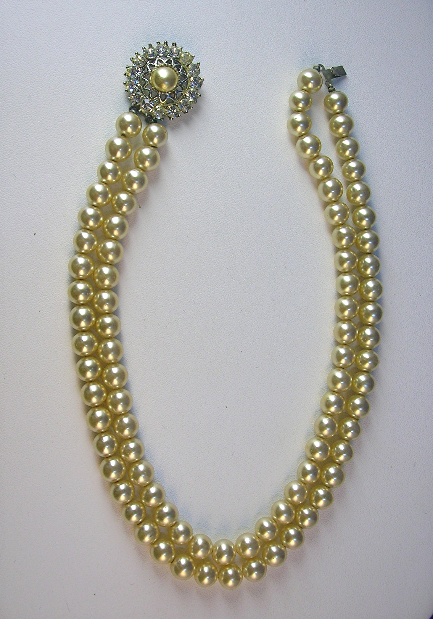 Pearl Double Strand Rhinestone Flower Clasp Necklace