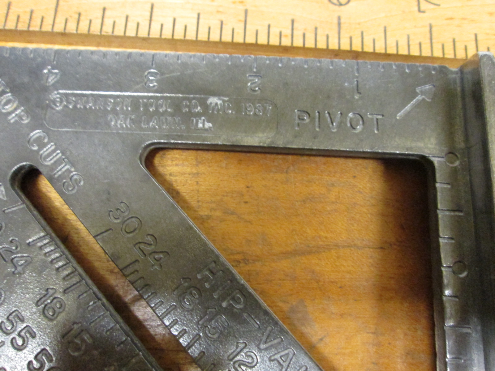 Swanson Speed Square Carpenters 7 inch