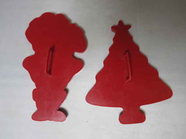Vintage Tupperware Santa and Tree Cookie Cutters 2pc