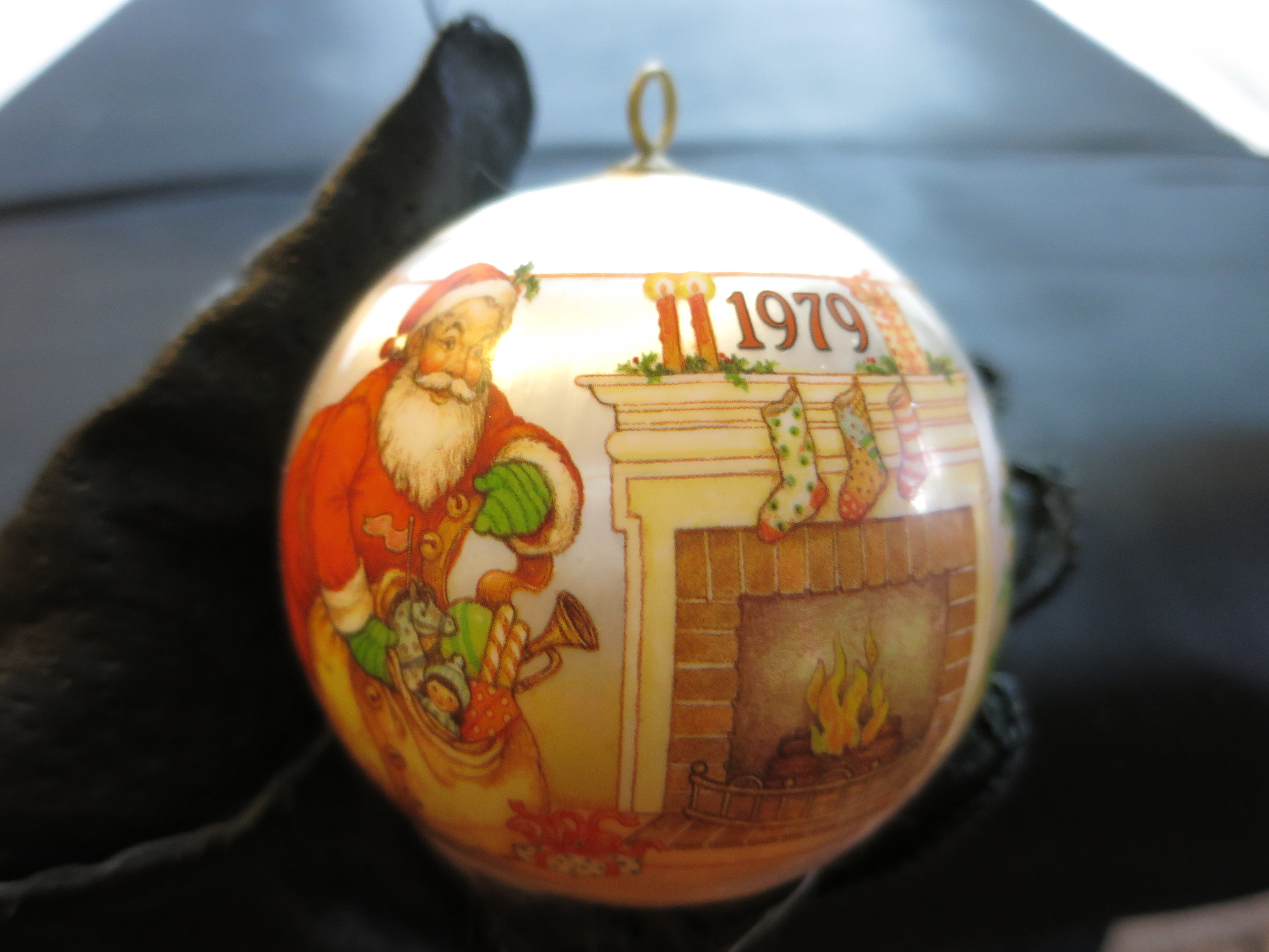 C.C. Moore Satin Ball Christmas Ornament 1979 I Heard him