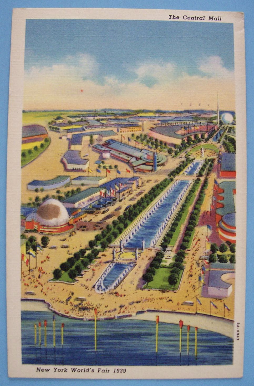 Central Mall Postcard (1939 New York World's Fair)