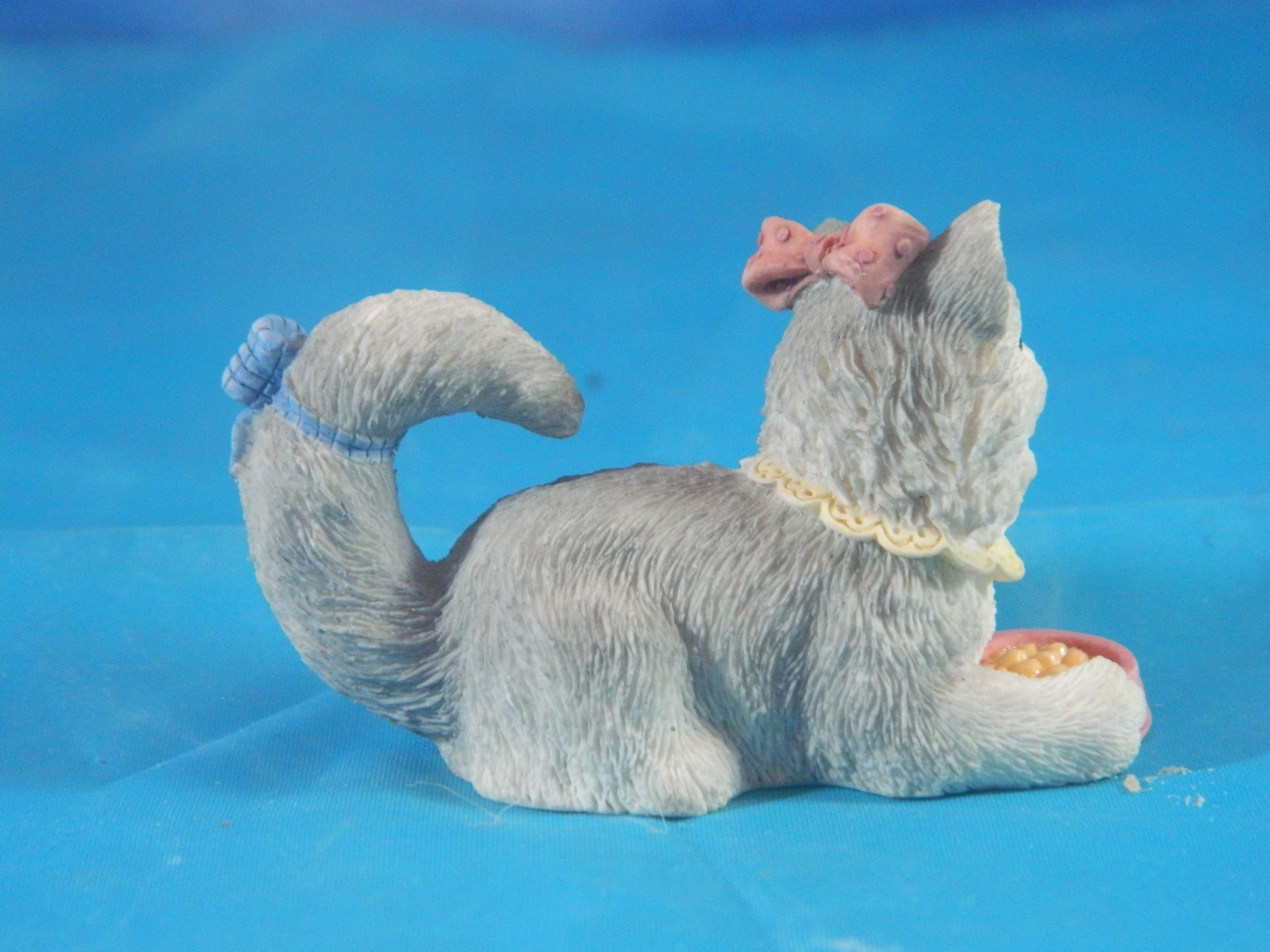 Enesco Calico Kittens Lying Cat 'Tiffany'