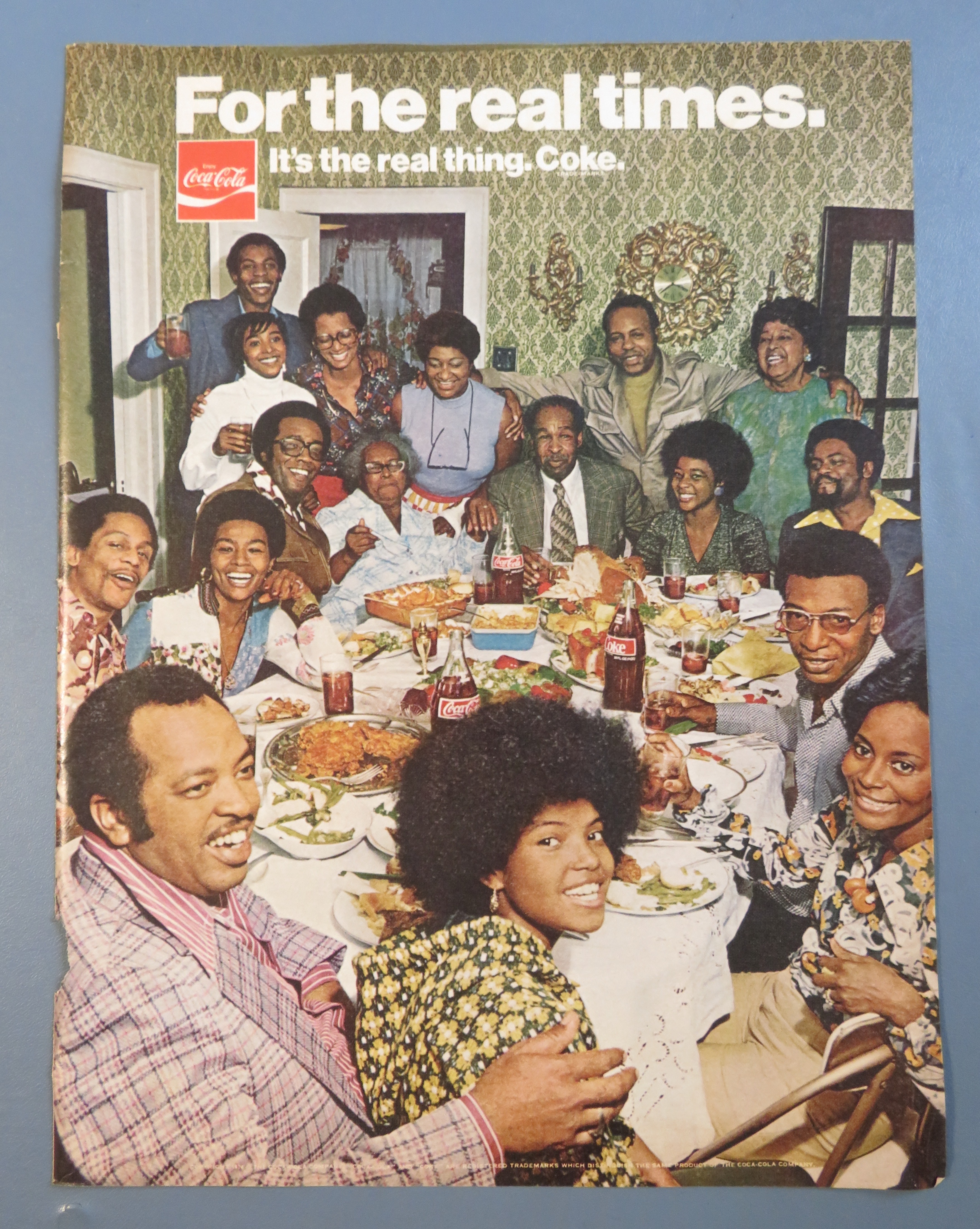 1975 Coca (Coke) Cola with Family Around The Table