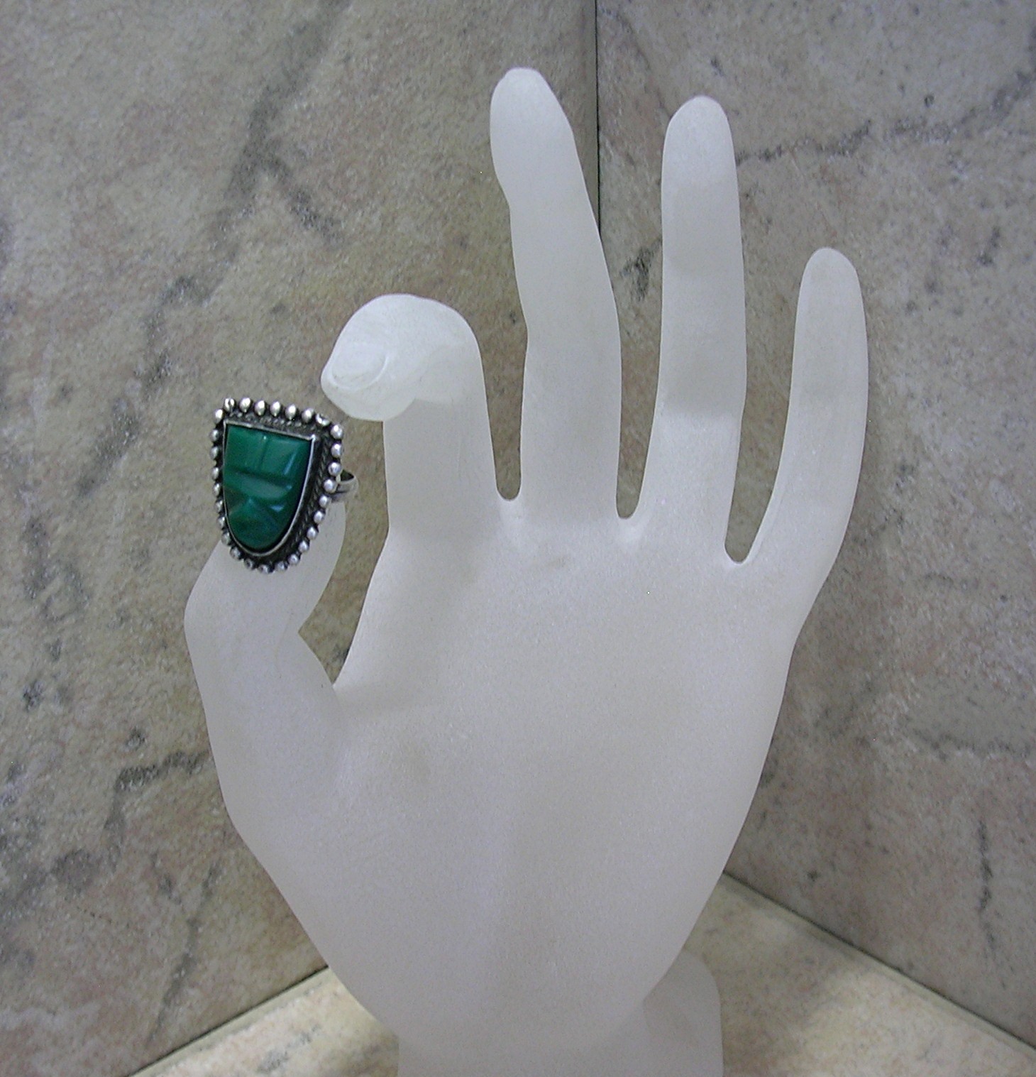 SignedSterling Silver Green Glass Ring . . . . . . .
