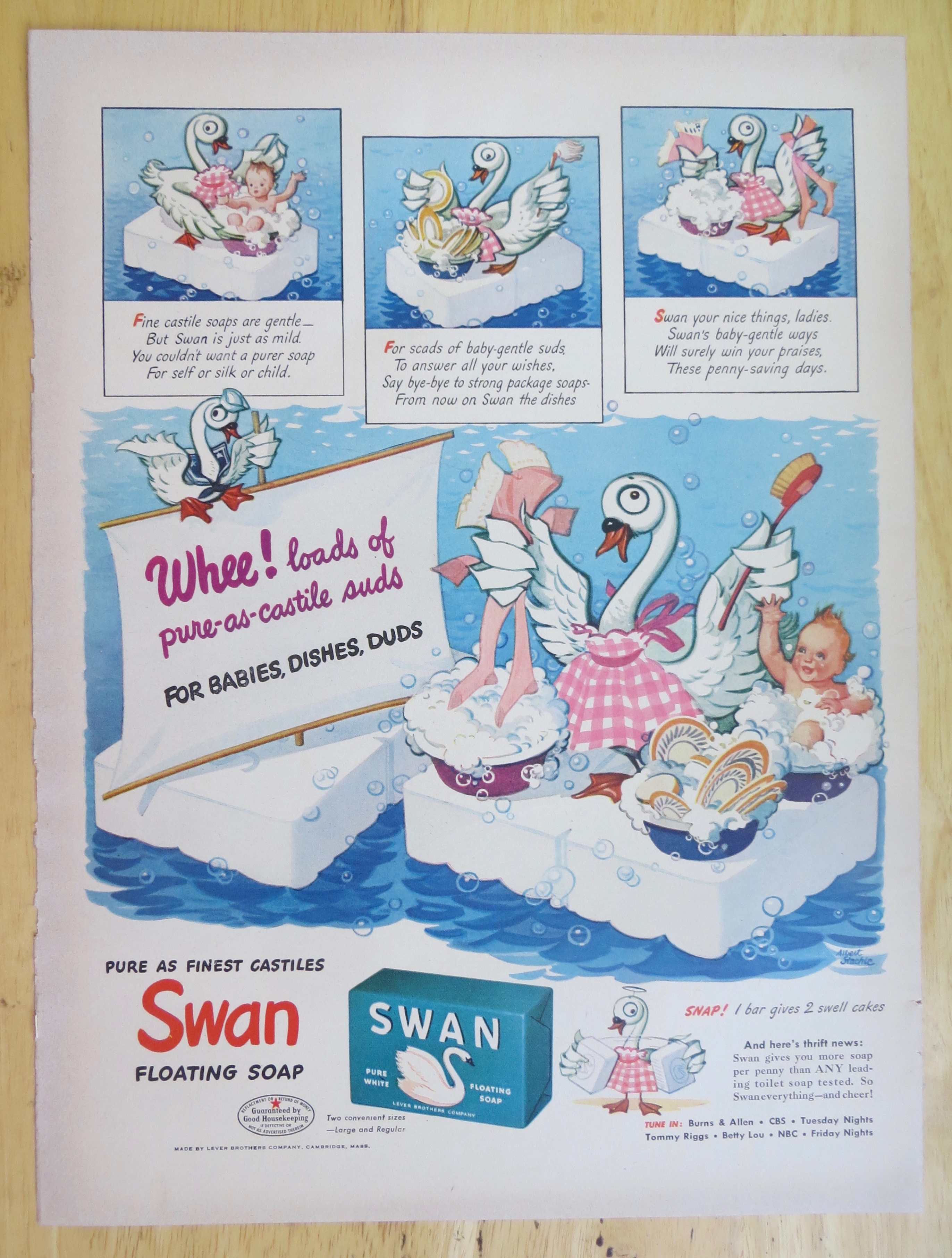 1943 Swan Soap with Baby & Swan Floating on Soap