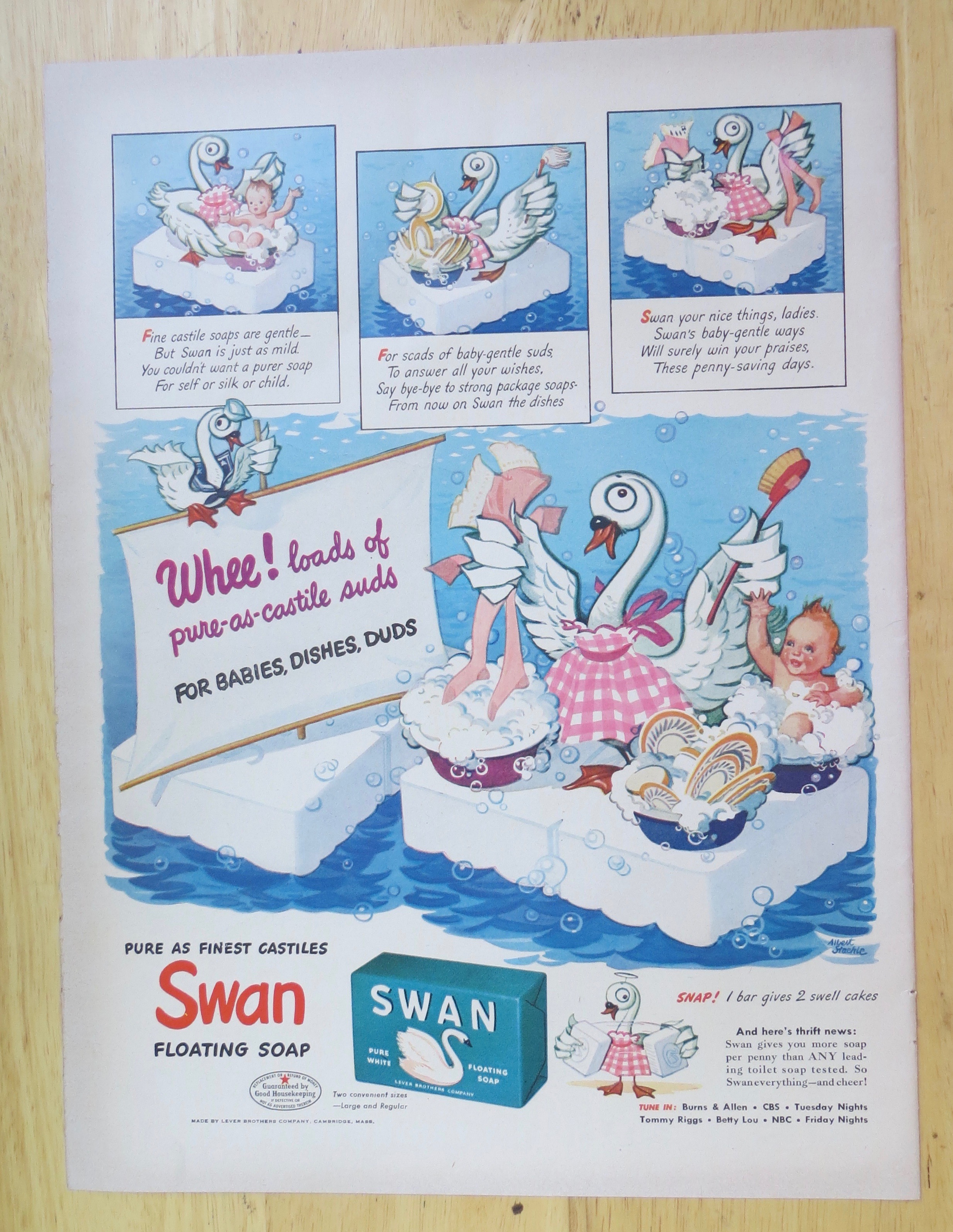 1943 Swan Soap with Baby & Swan Floating on Soap
