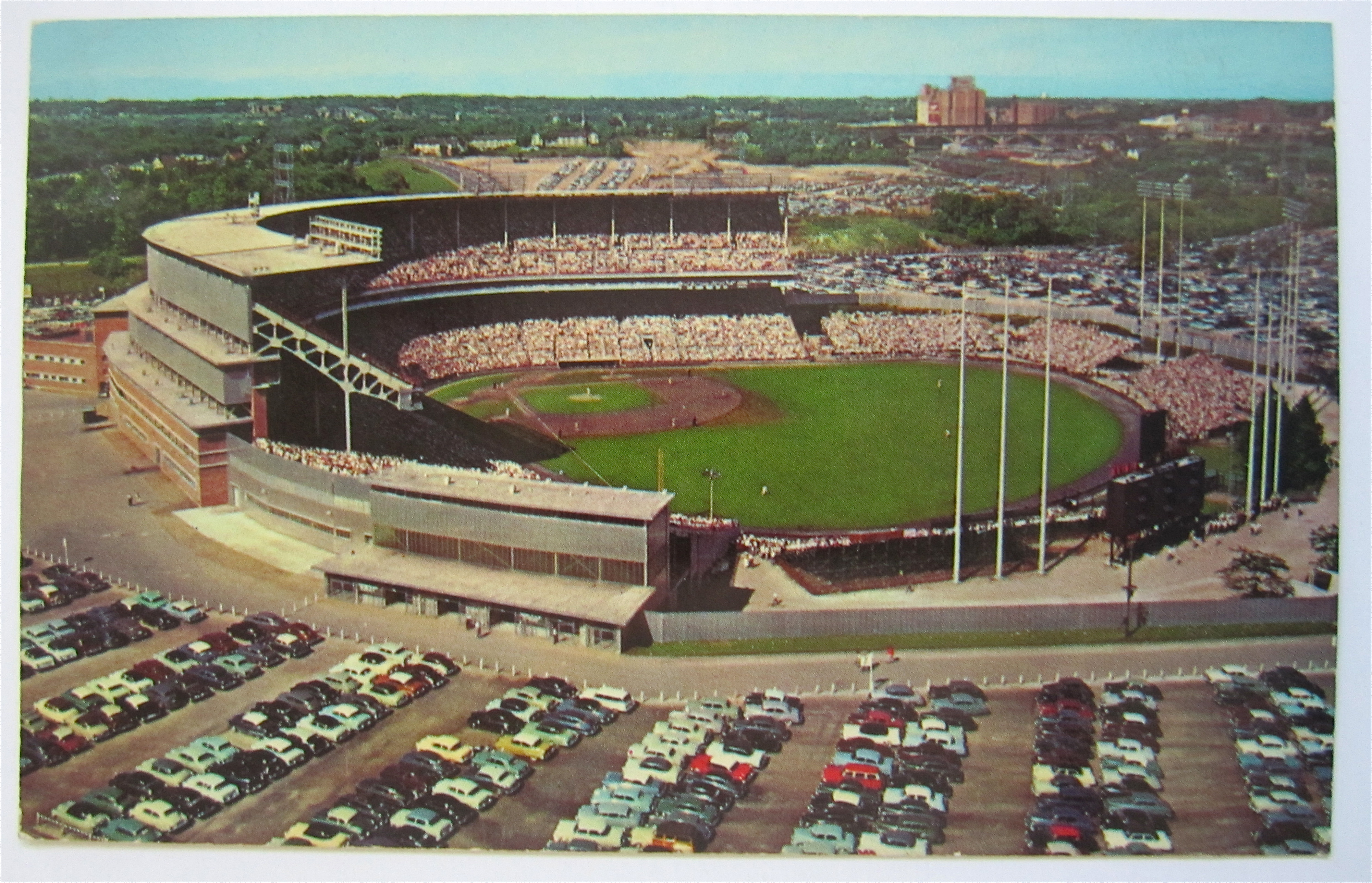 Milwaukee County Stadium, Milwaukee, WI Postcard