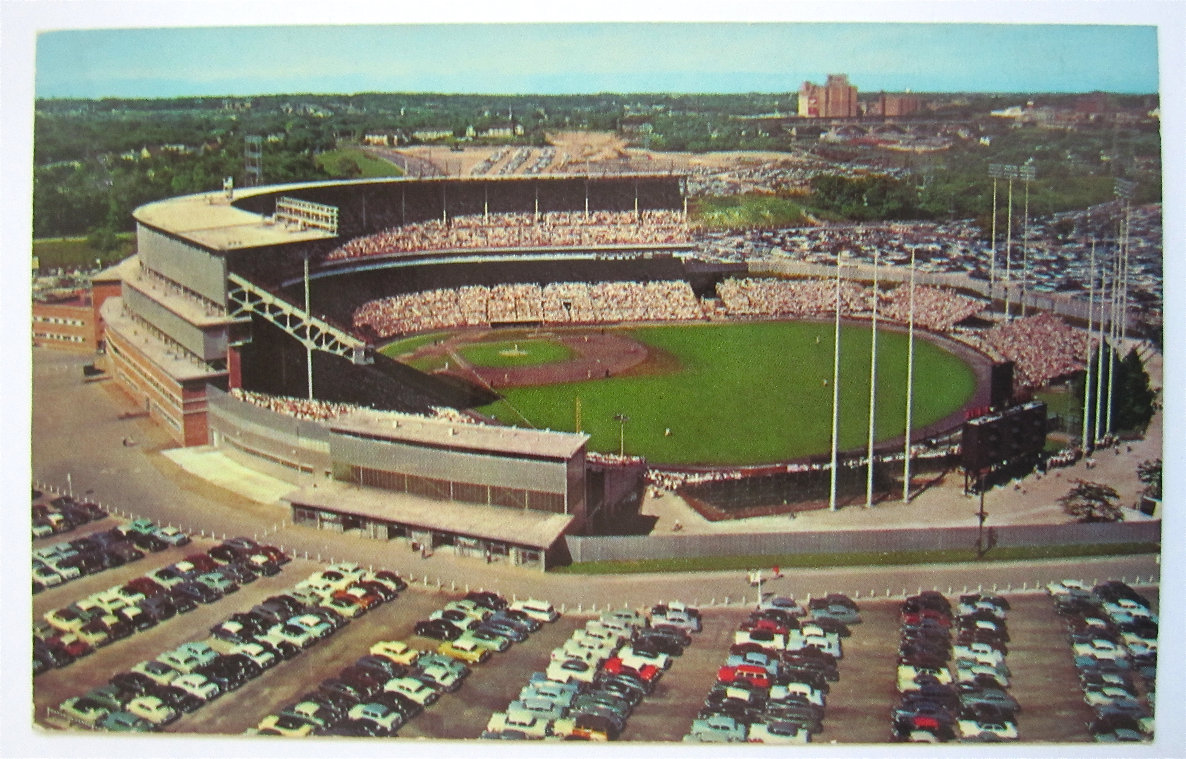 Milwaukee County Stadium, Milwaukee, WI Postcard