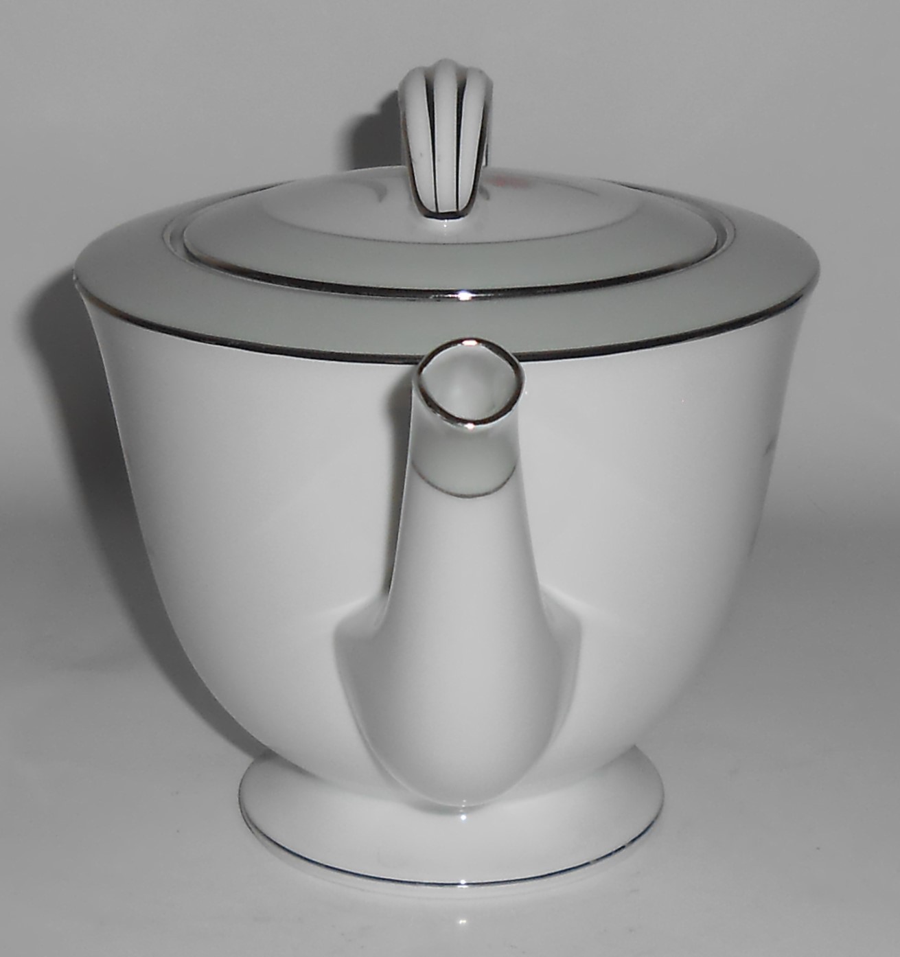 Noritake Porcelain China 5442 Regina w/Platinum Teapot