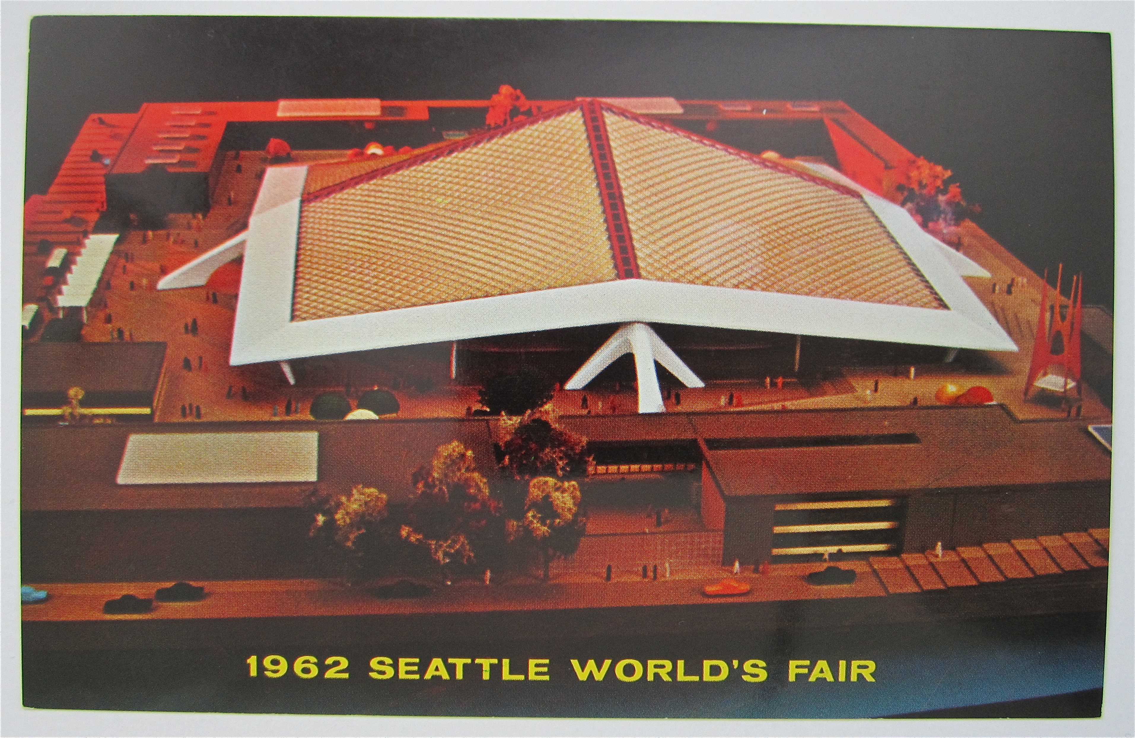 Coliseum 21 Building, Seattle World's Fair Postcard
