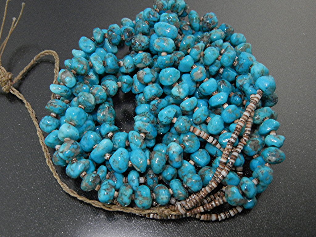 Necklace Santo Domingo Turquoise Heishi 3 Strands