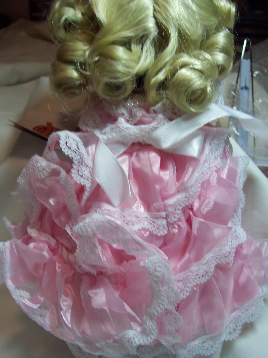 Campbell Soup Kids Porcelain Doll Belle 1994