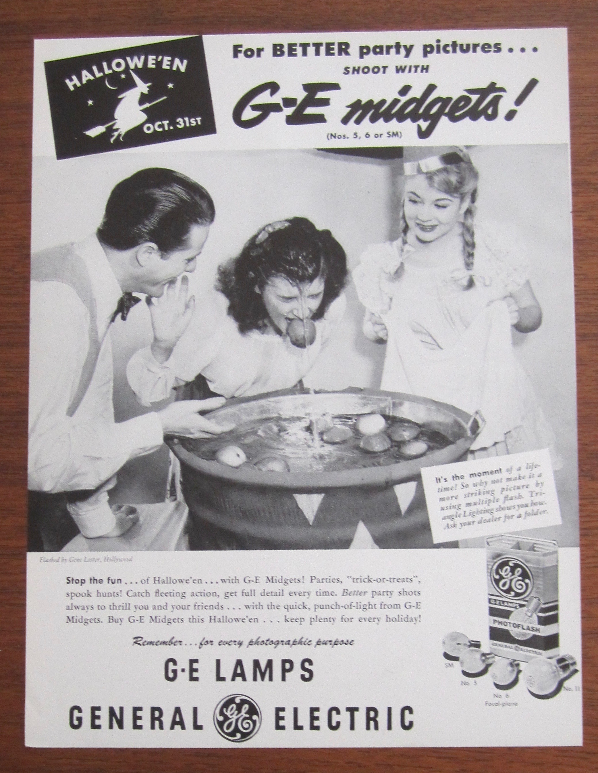 1949 General Electric Midgets w/Woman Bobbing For Apple