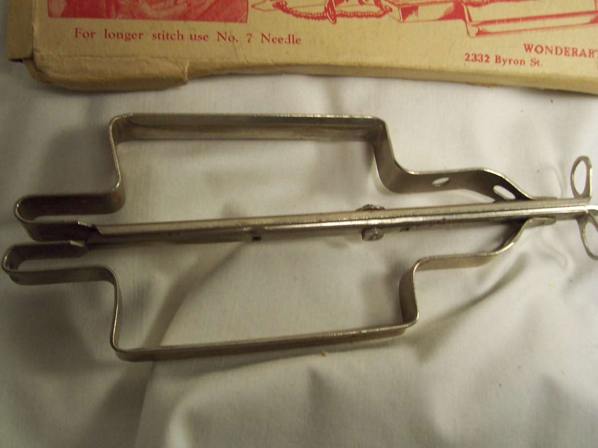 E.Z. Automatic Hook Rug Needle Wonderart