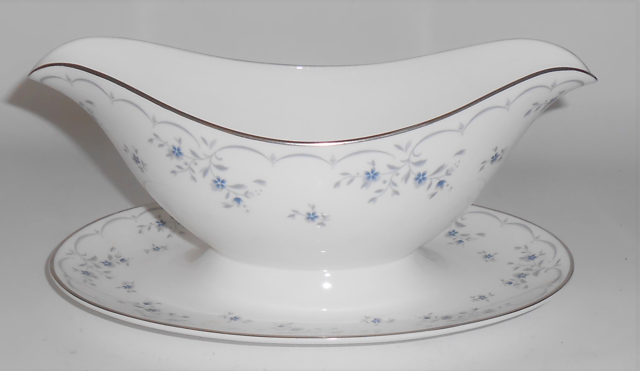 Royal Doulton China Floral Platinum Cotillion Gravy
