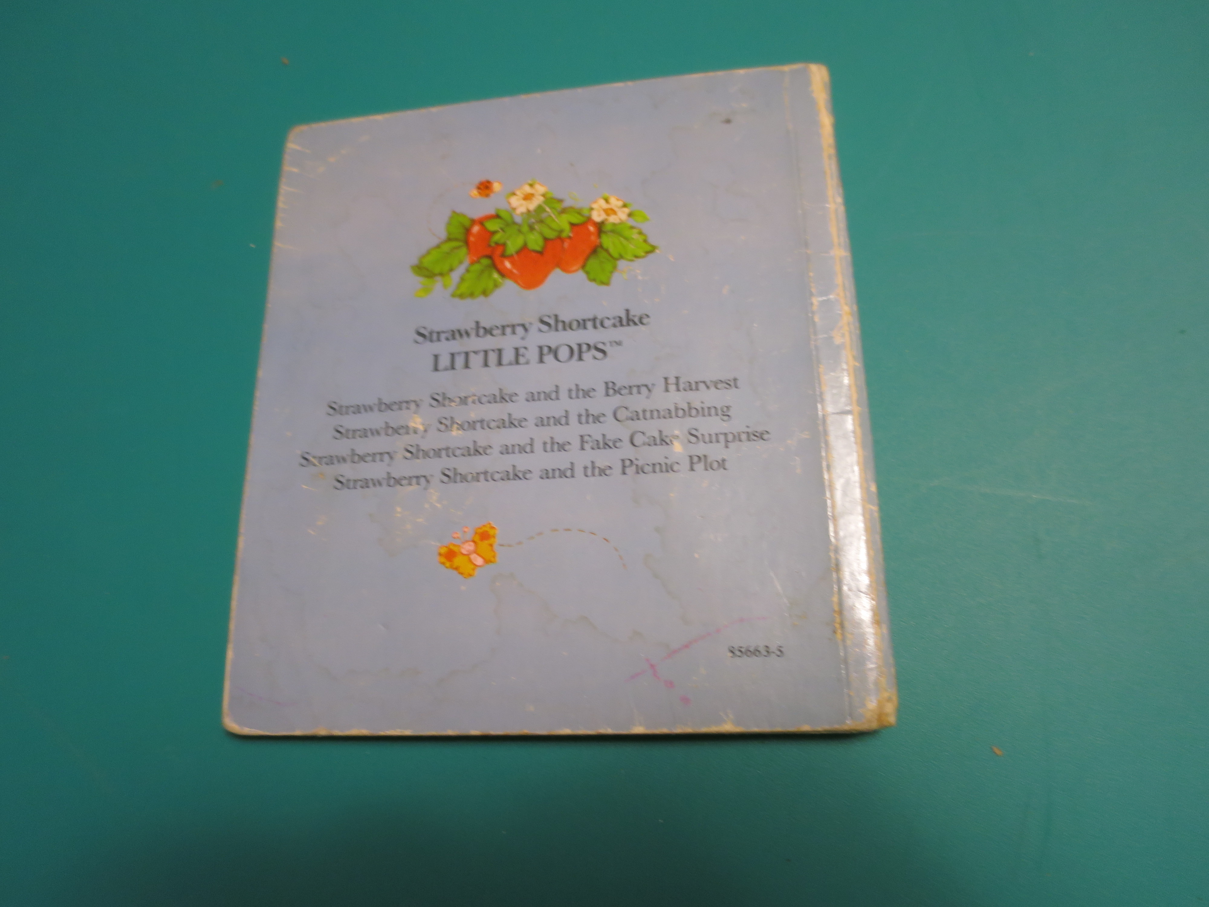 Strawberry Shortcake Pop Up Book 1982