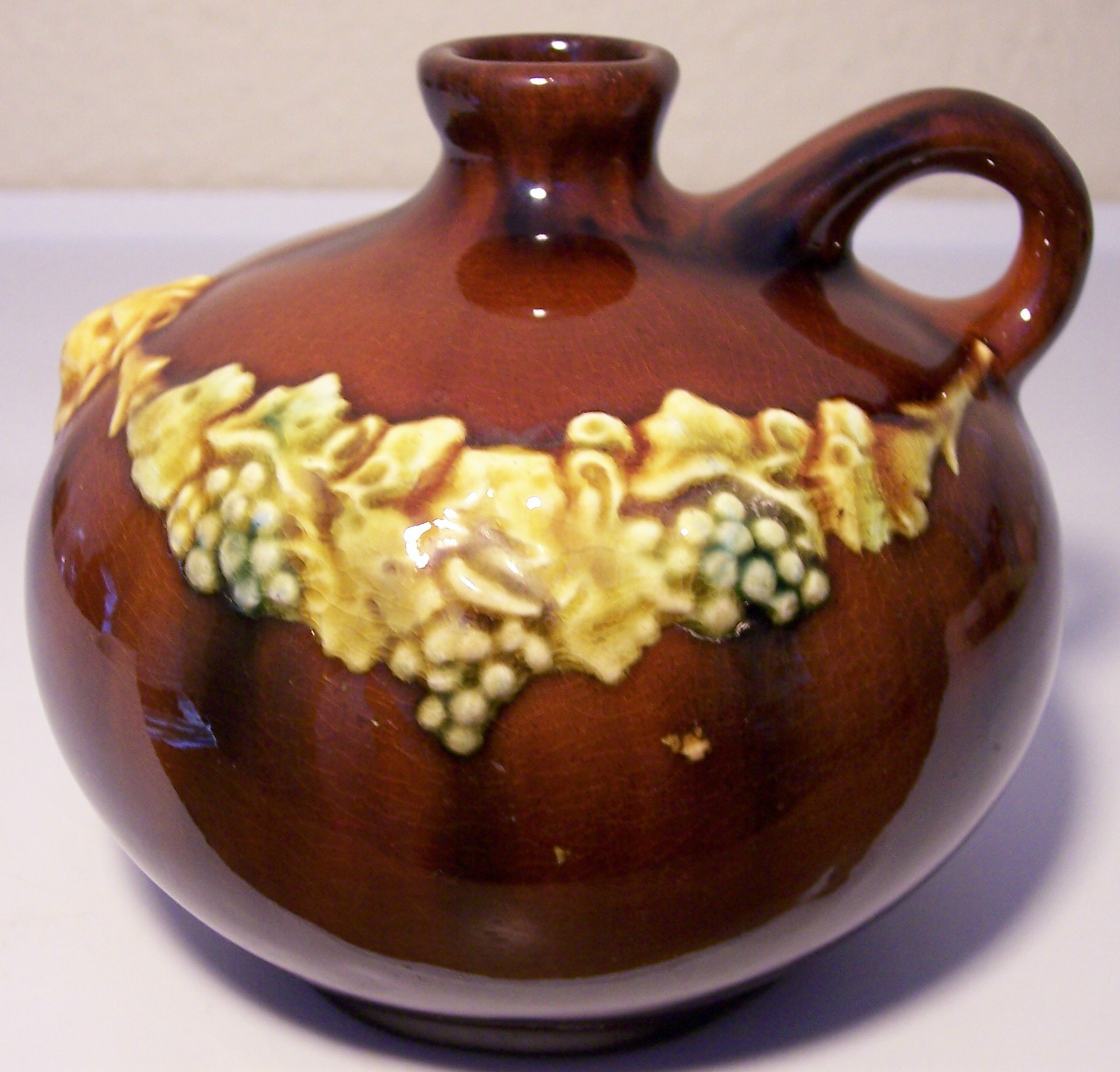 Peters And Reed Pottery Standard Glaze Grape/Lion Jug!