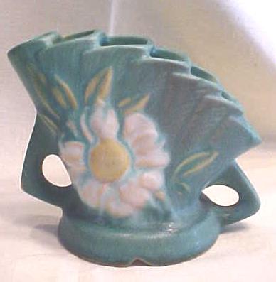 Roseville Frog Peony 47-4 Ca 1940's Blue Green