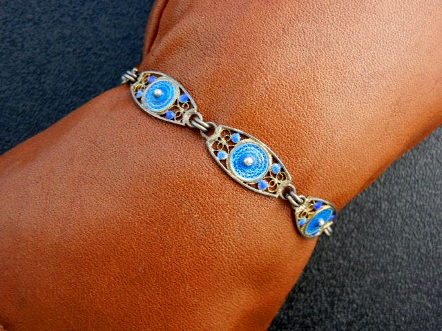 Filigree 800 Silver Blue Enamel Bracelet Safety Chain