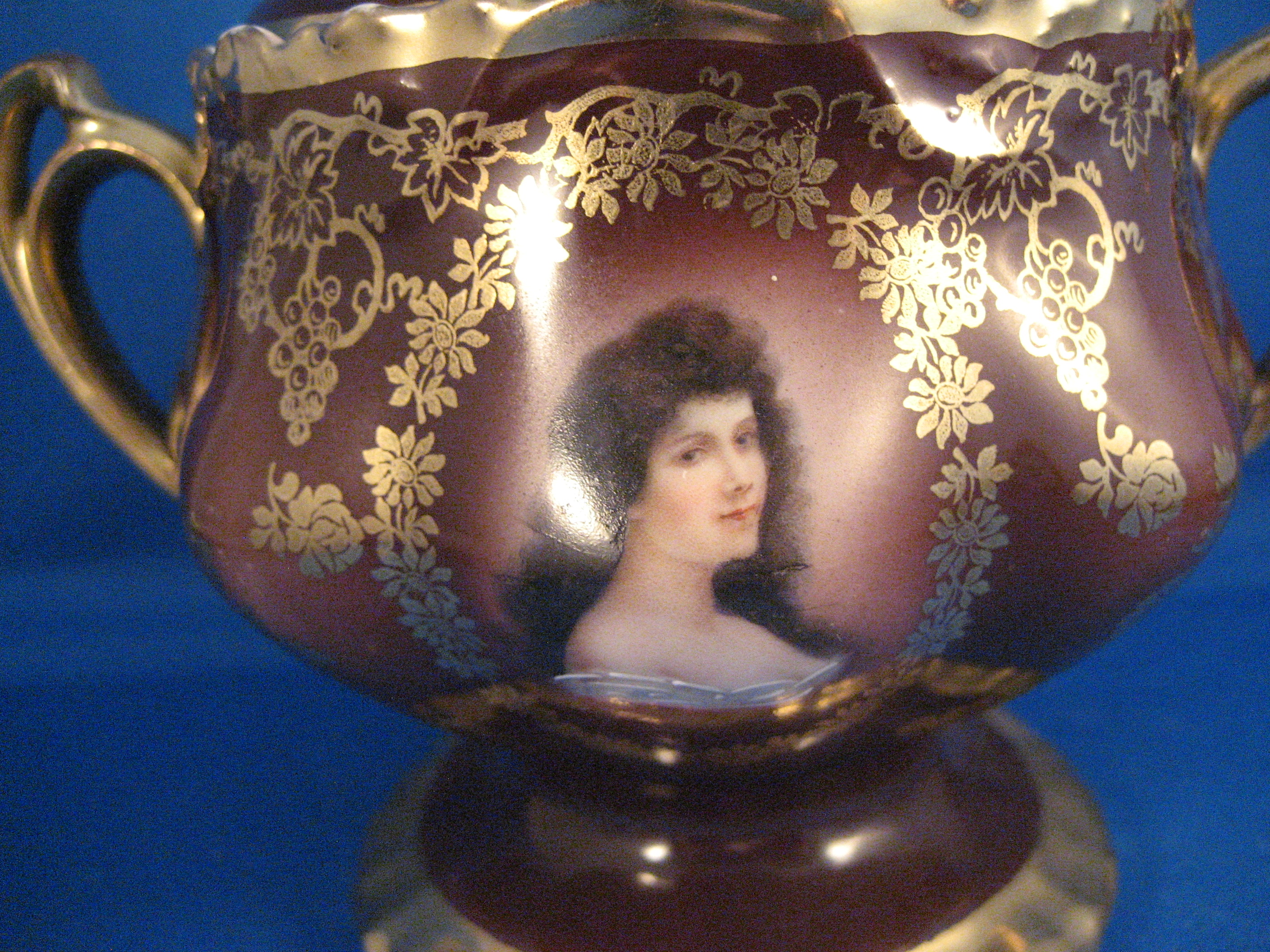 Royal Vienna Sugar Bowl