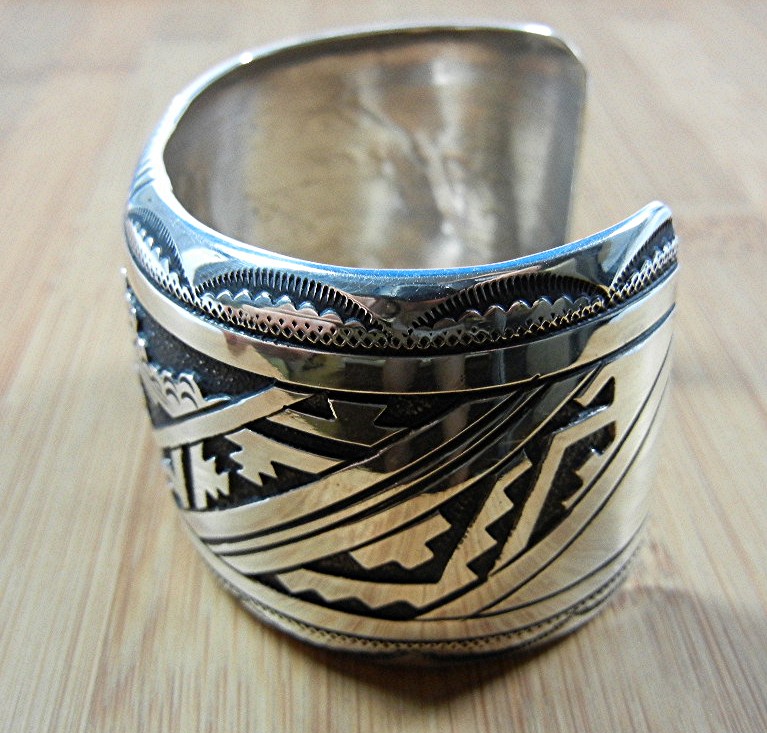 Navajo TOMMY SINGER Snr. Sterling Silver Storyteller Cu