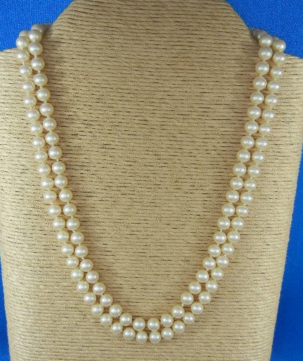 Pearl Necklace 2 Rows Goldtone Clasp