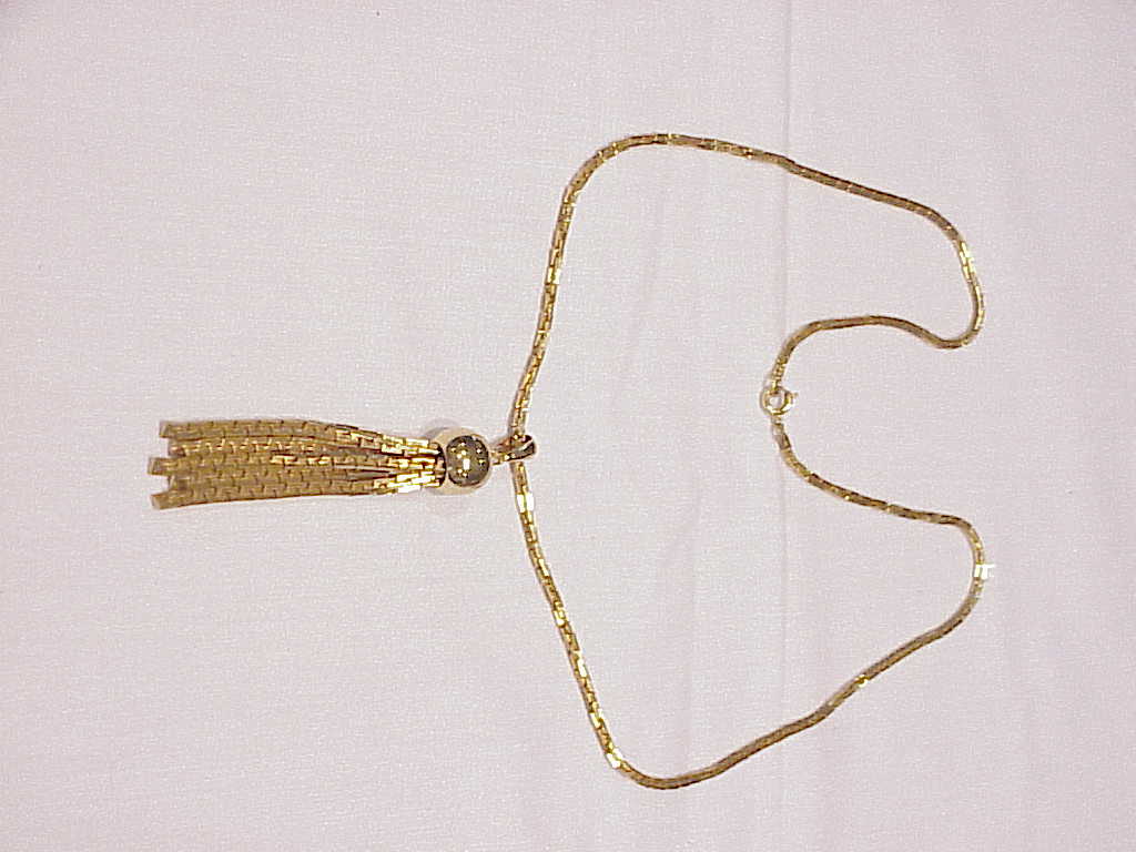 Vintage Art Deco Style Gold Tone Tassel Pendant Necklace