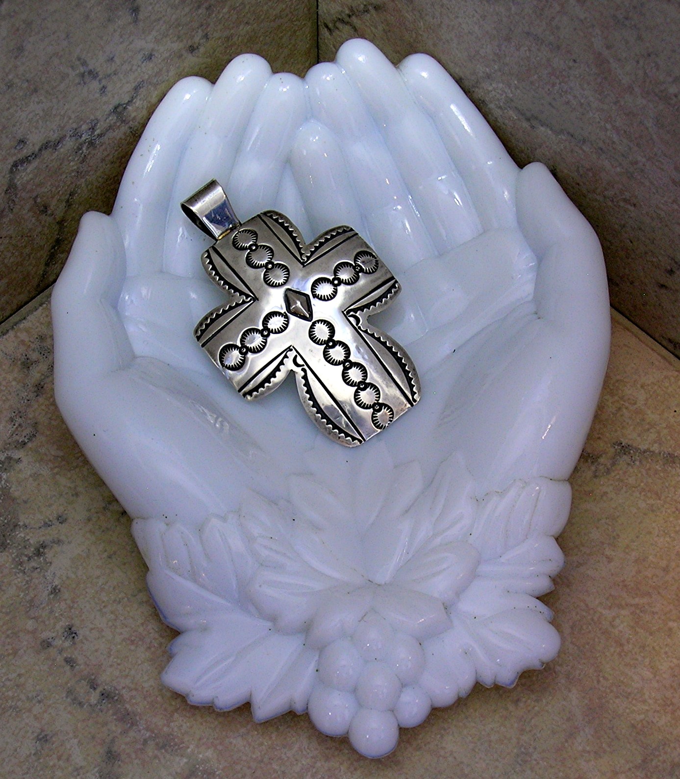 Pendant Sterling Silver Signed Carson B Cross USA