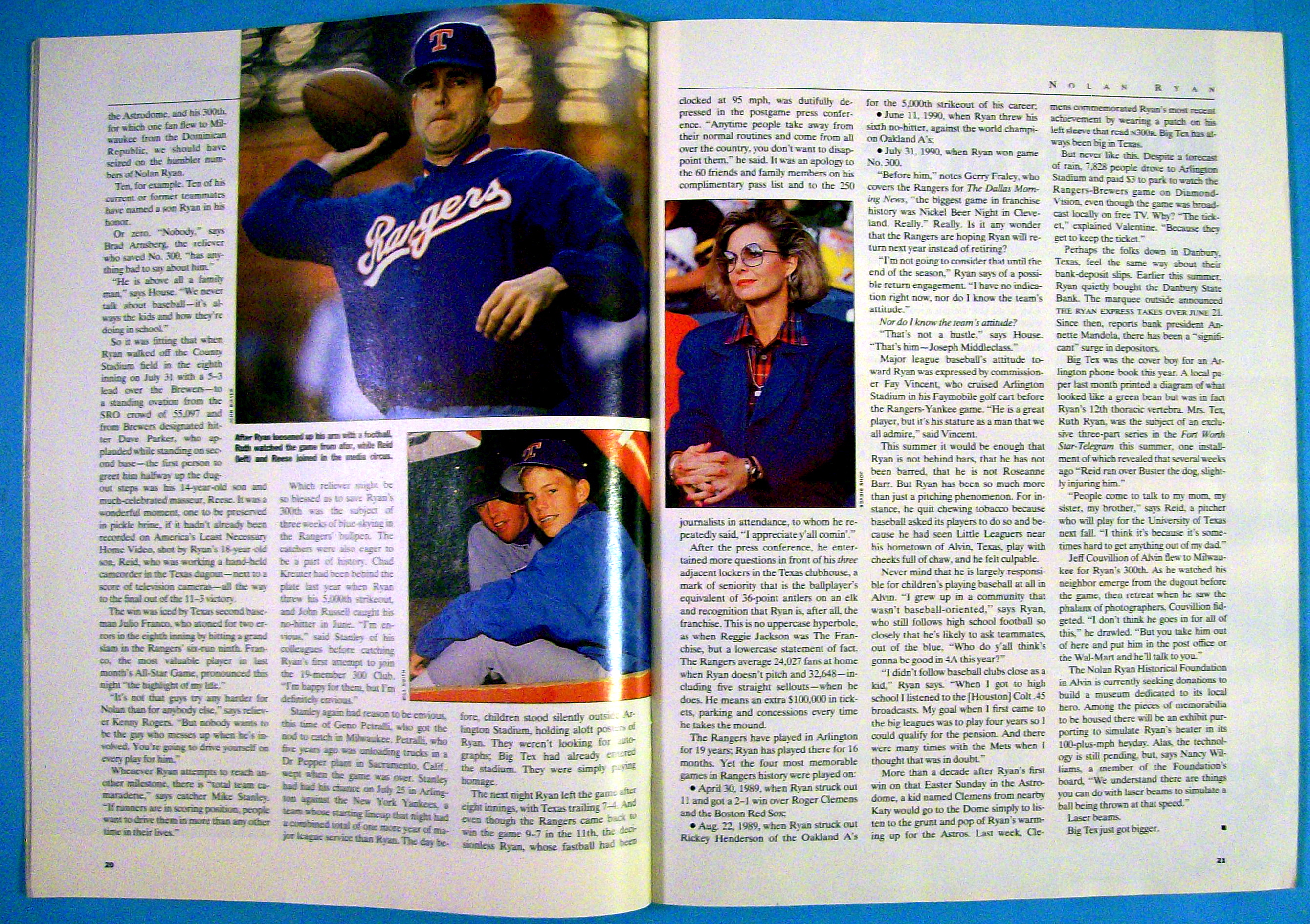 Sports Illustrated Magazine-August 13, 1990-Autographs