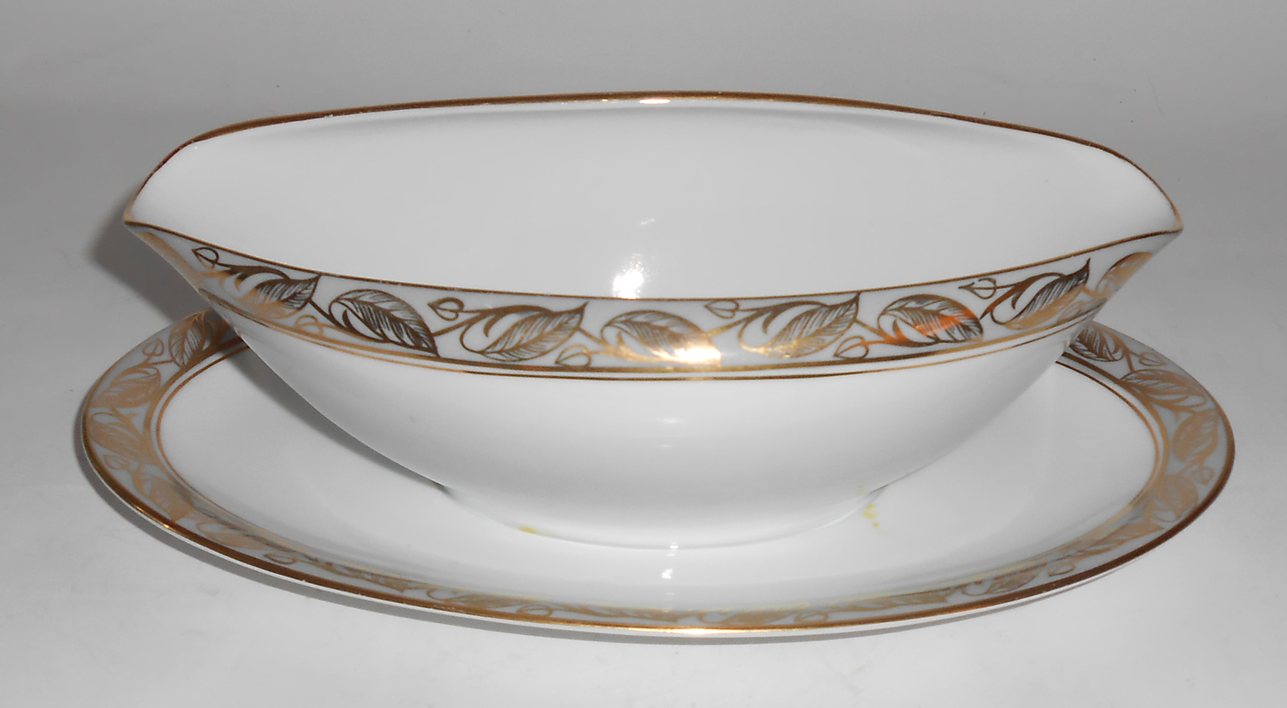 Noritake Porcelain China Greta W/Gold Gravy Bowl