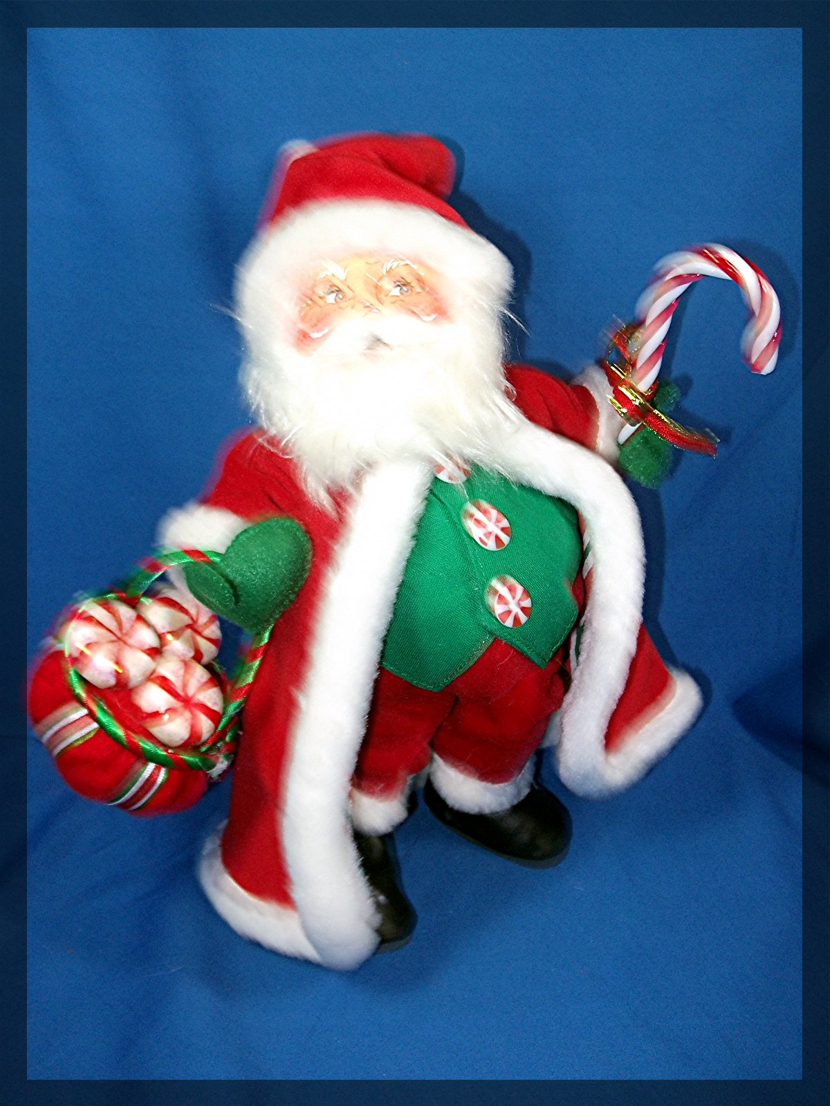 Annalee Christmas Santa with peppermint cane