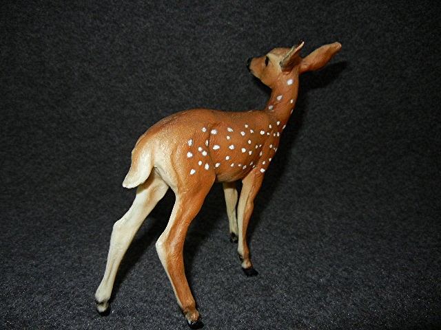 Breyer plastic fawn deer 5 inches tall
