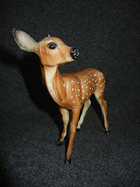 Breyer plastic fawn deer 5 inches tall