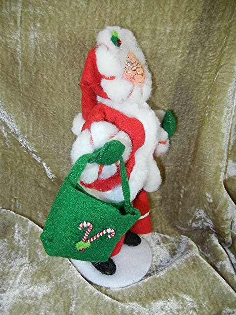 Christmas Annalee Mrs Santa peppermint handbag