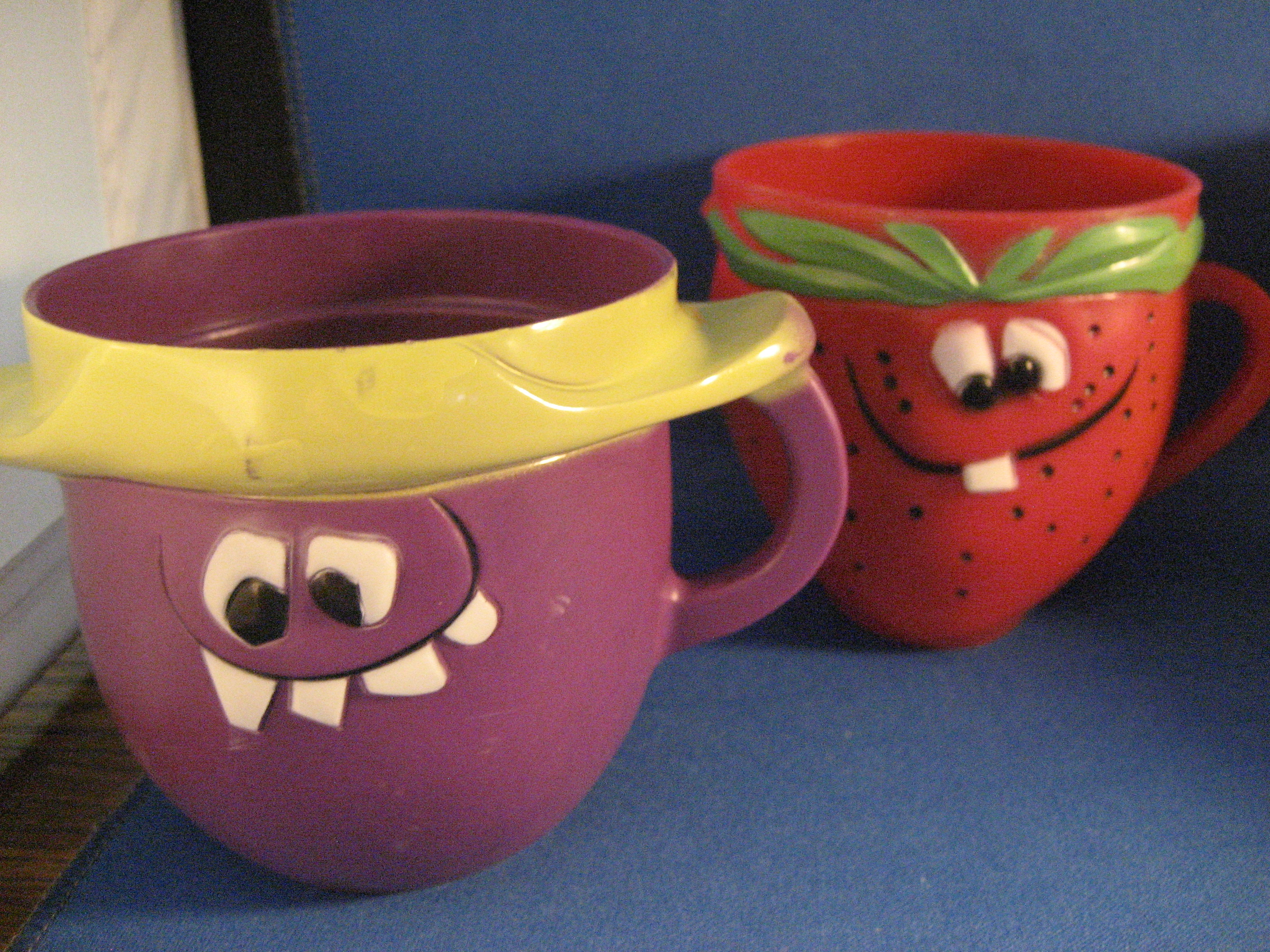 Vintage Set of Four Pillsbury Mugs