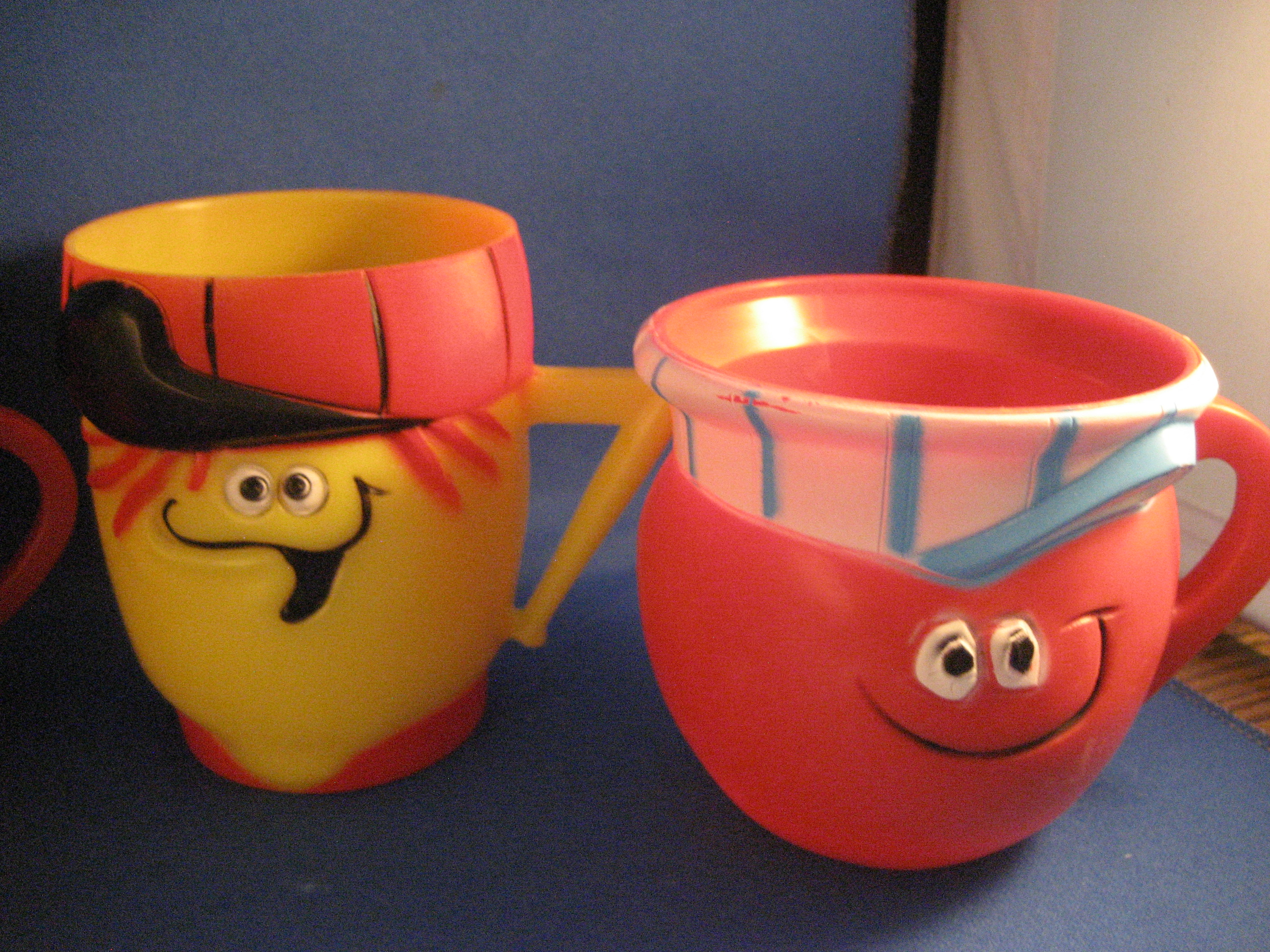 Vintage Set of Four Pillsbury Mugs