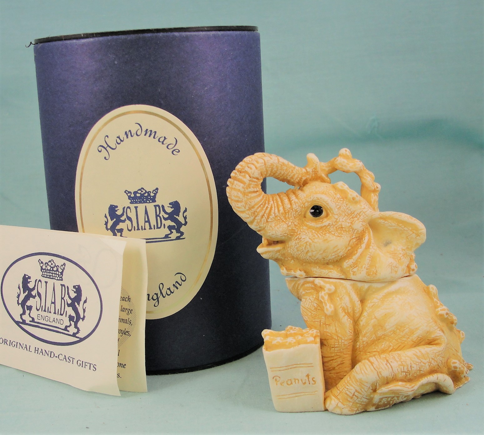 SIAB Surprise It's A Box Elephant with Peanuts